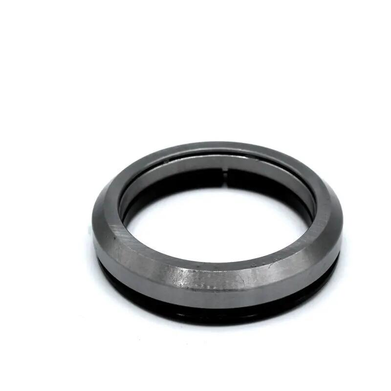 Integrated lower headset and bearing Black Bearing