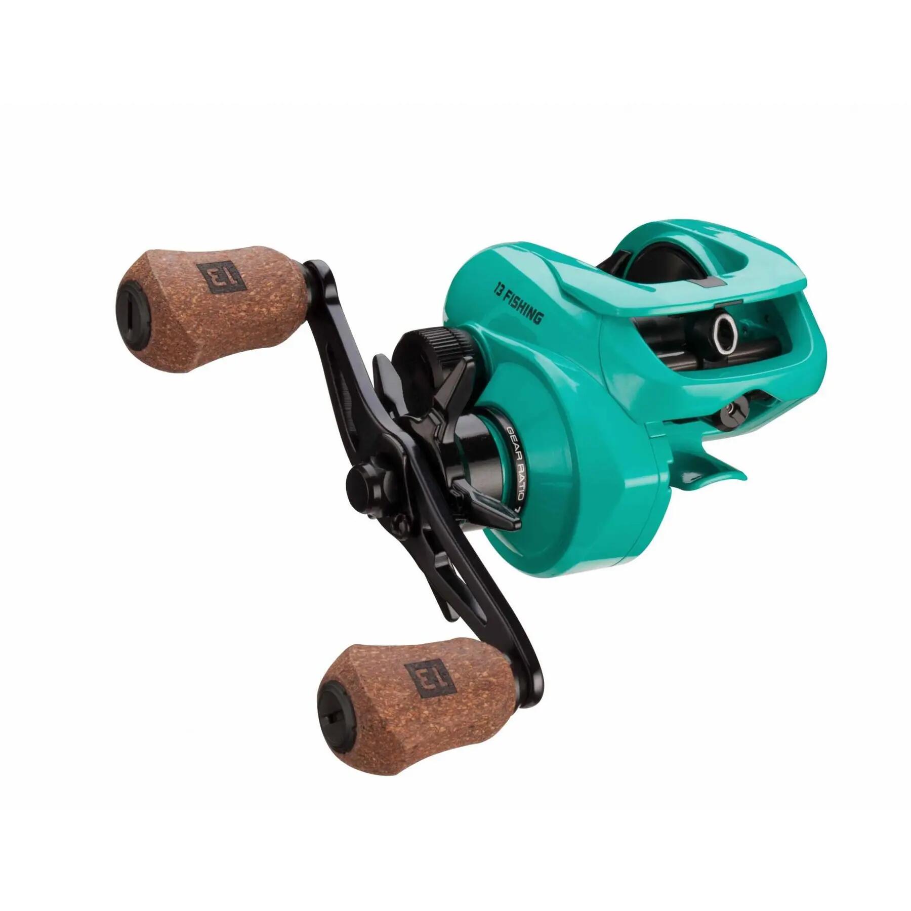 13 fishing modus tx2 baitcasting reel and an inshore fish stopping 18 lb max drag 13 Fishing MODTX2-7.3-RH Modus TX2