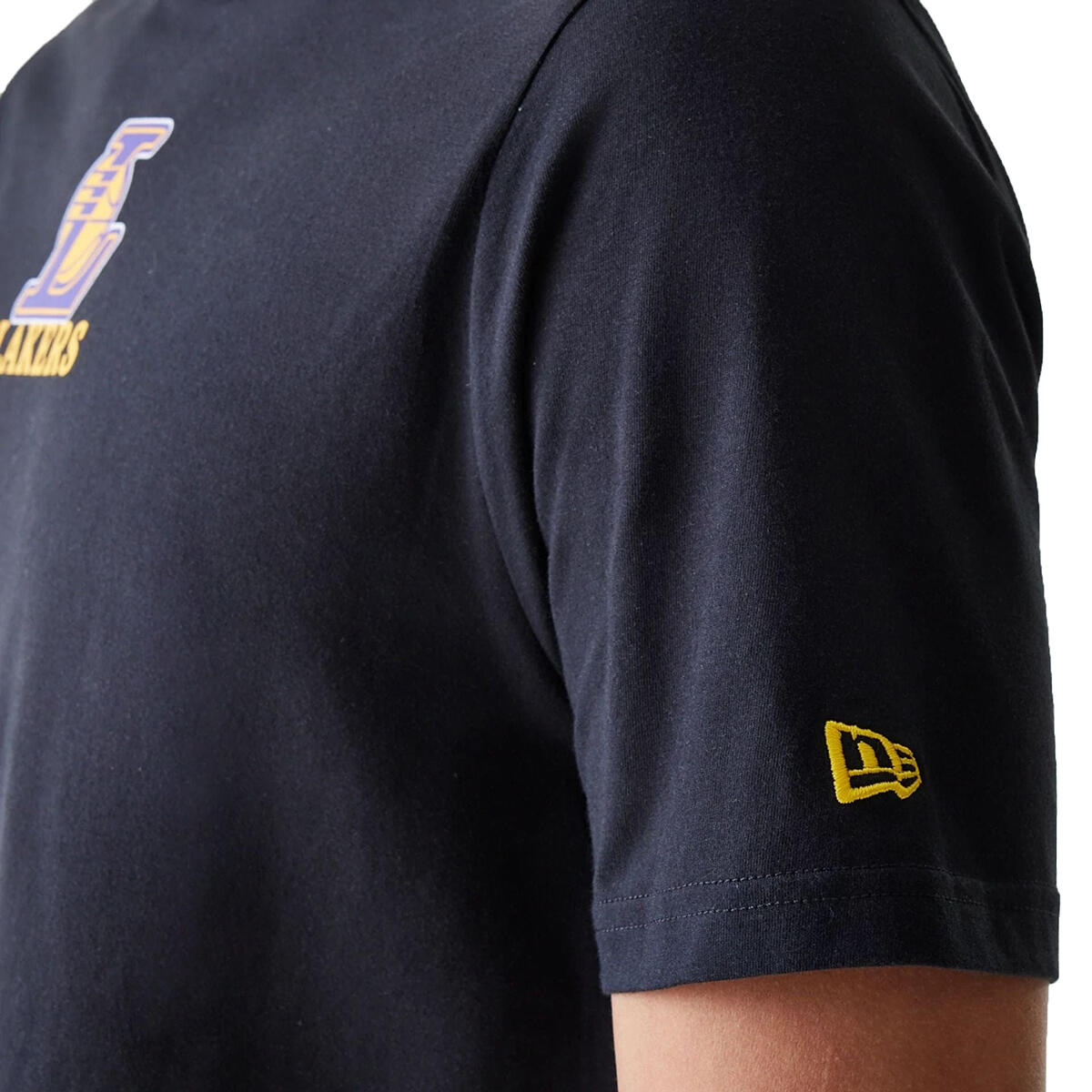 New Era Herren T-Shirt NBA LA Lakers Logo schwarz 6/7