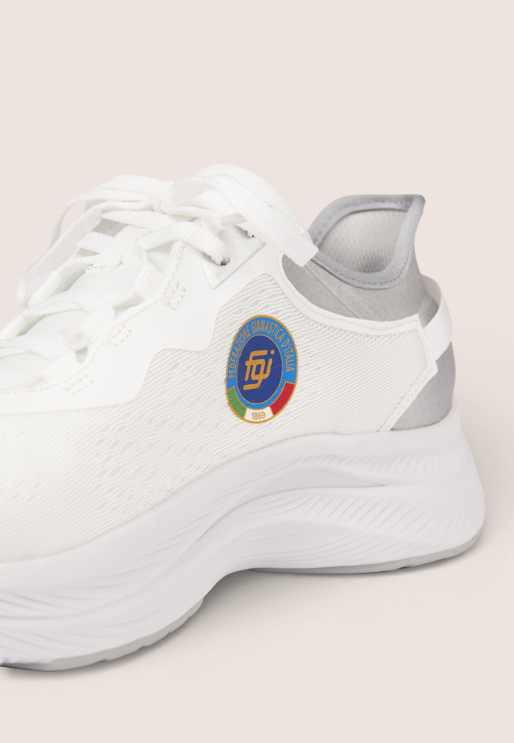 Sneaker pour femmes, merch officielle de la Fédération italienne de gymnastique 4/4