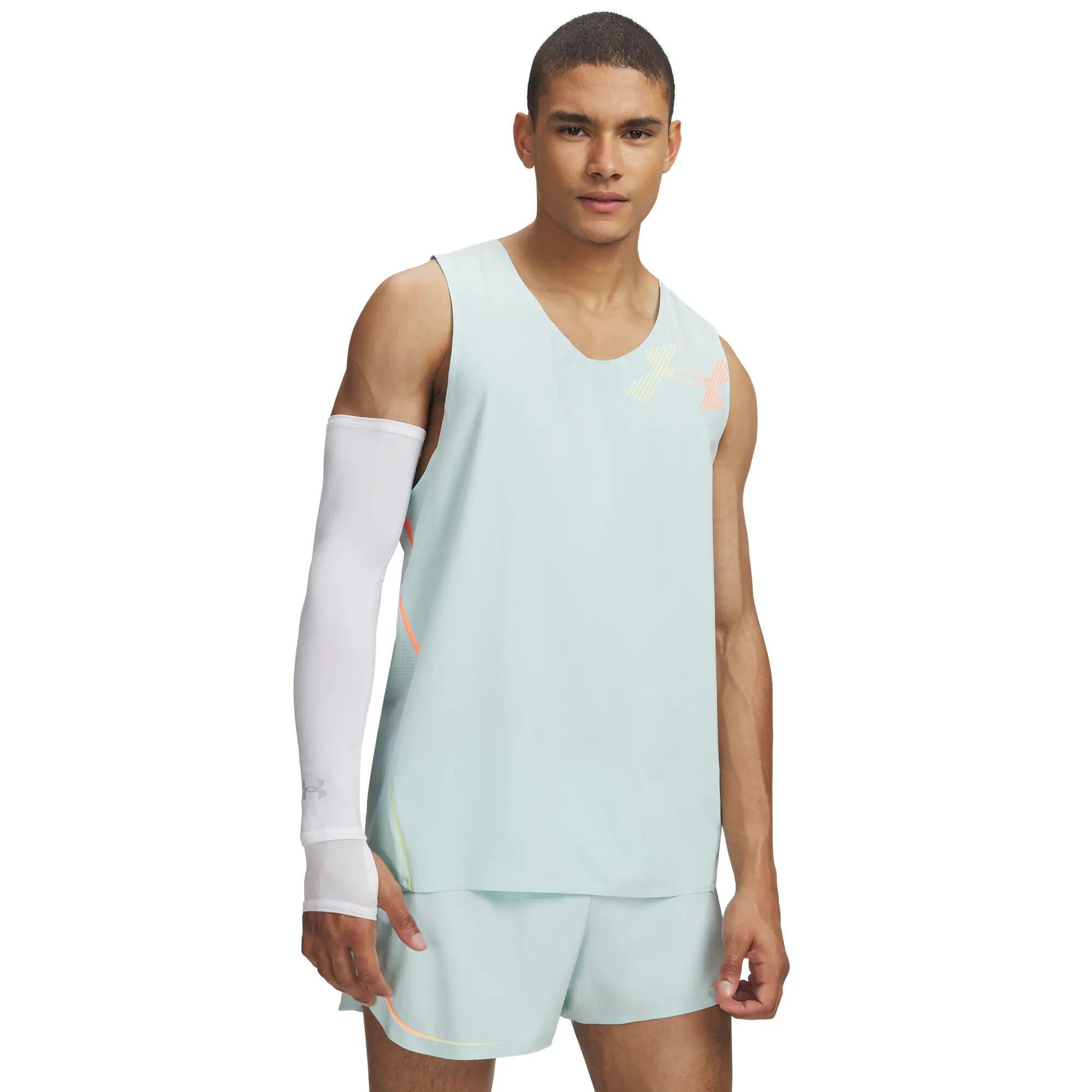UNDER ARMOUR picture