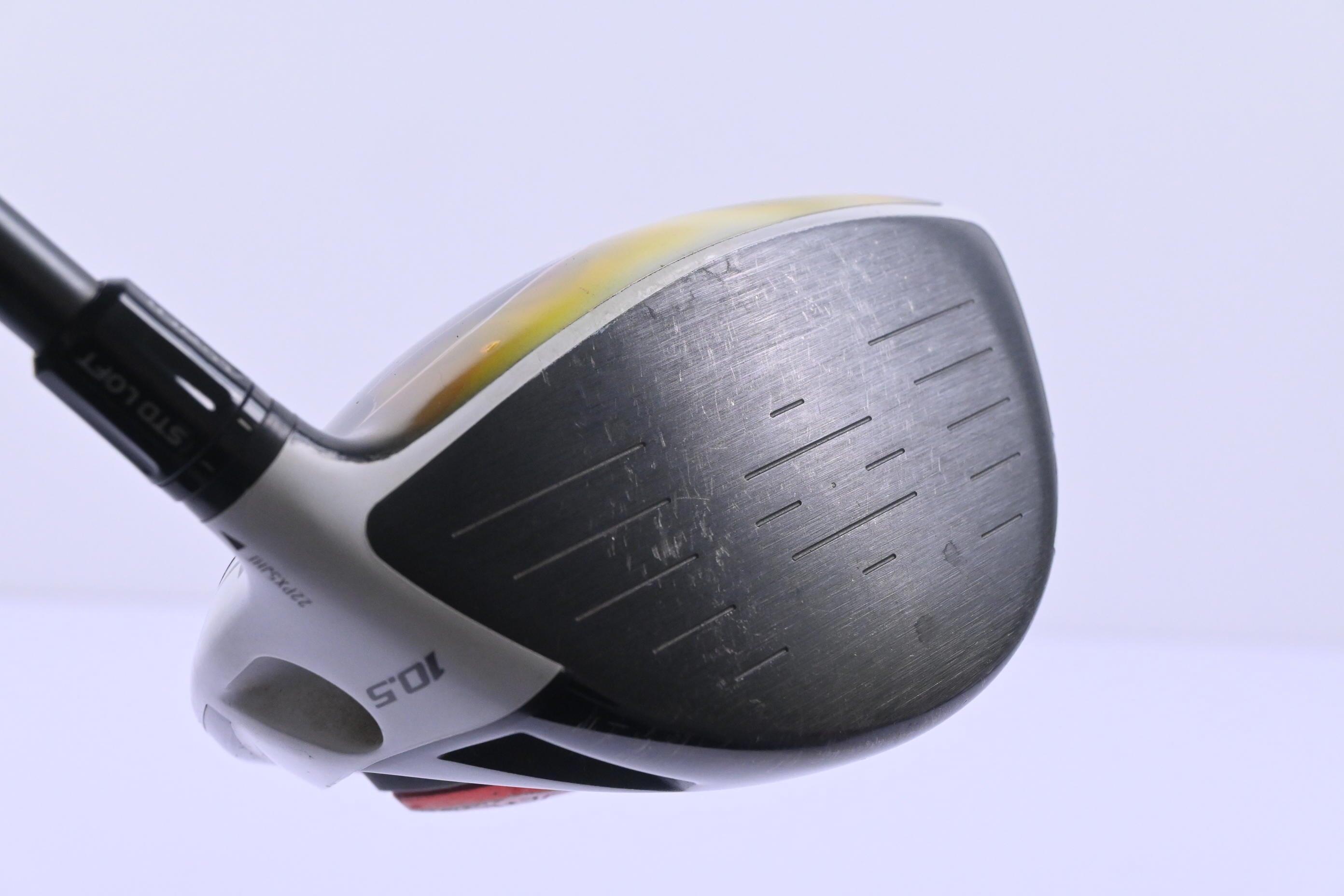 Driver Taylormade R11 Gaucher - 10,5° - Shaft Graphite Aldila 75.S (rigide) - Bon état