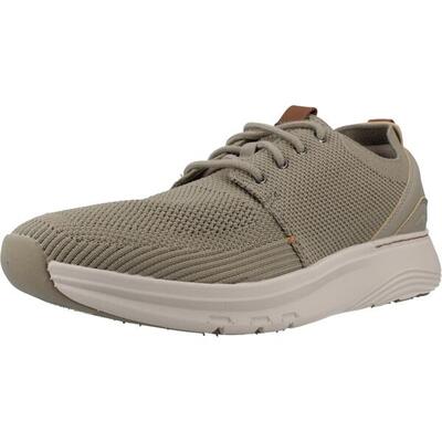 Sneakers motion trek
