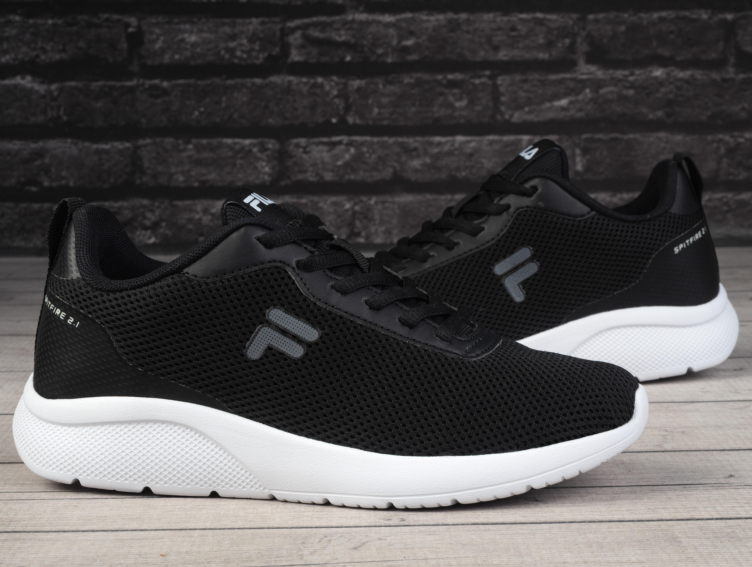 Buty damskie, sportowe Fila SPITFIRE WMN