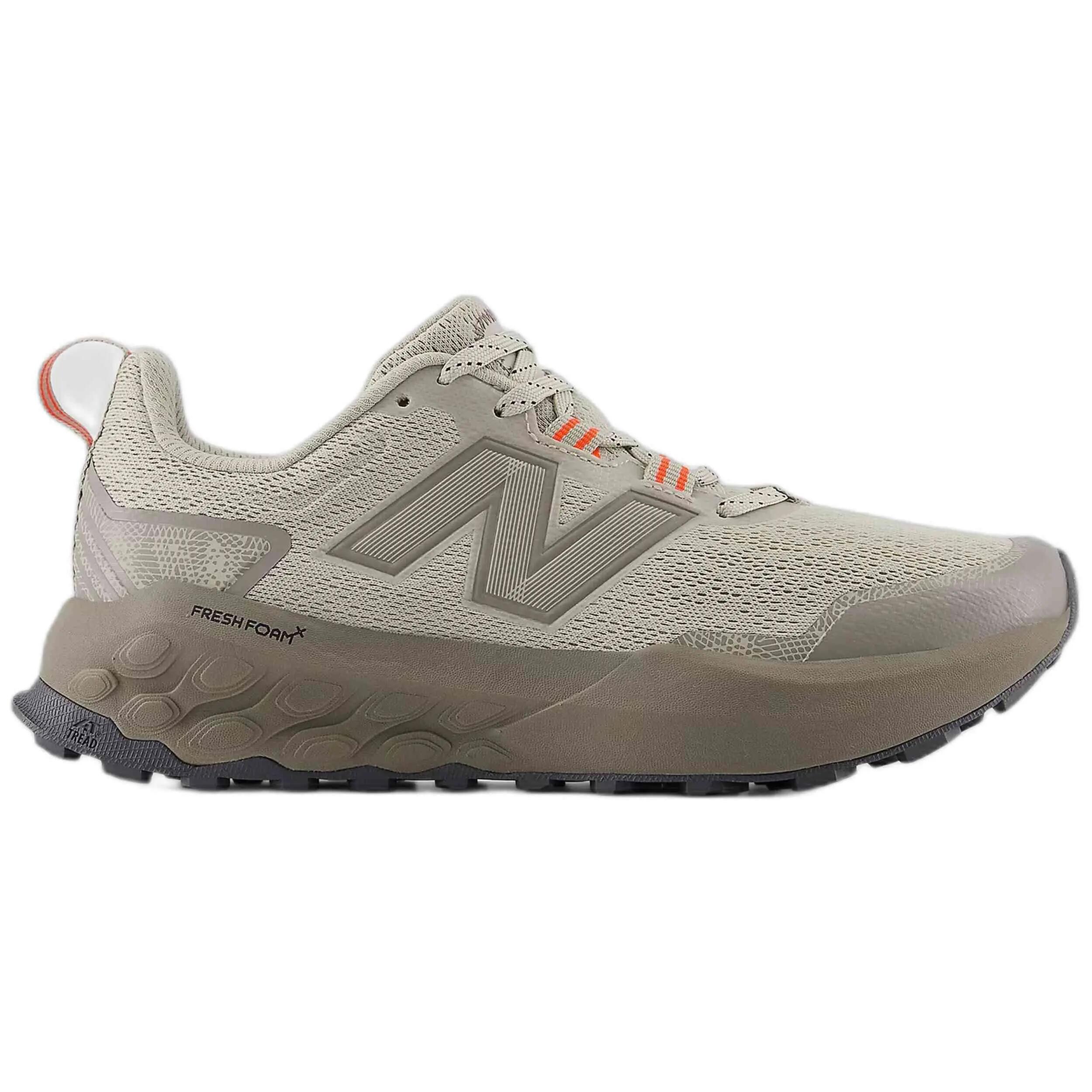 NEW BALANCE picture