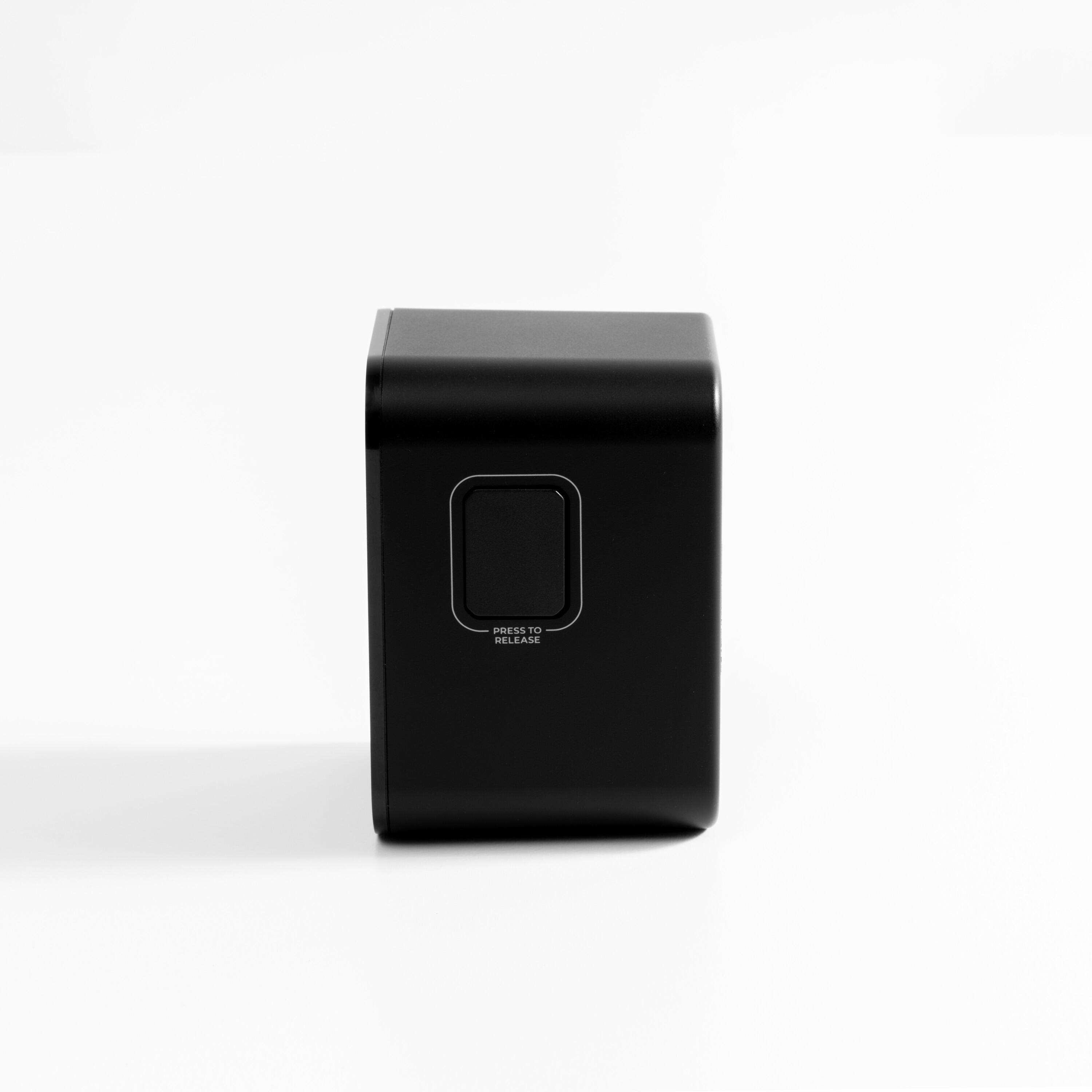 Matador Global Travel Adapter schwarz 5/7
