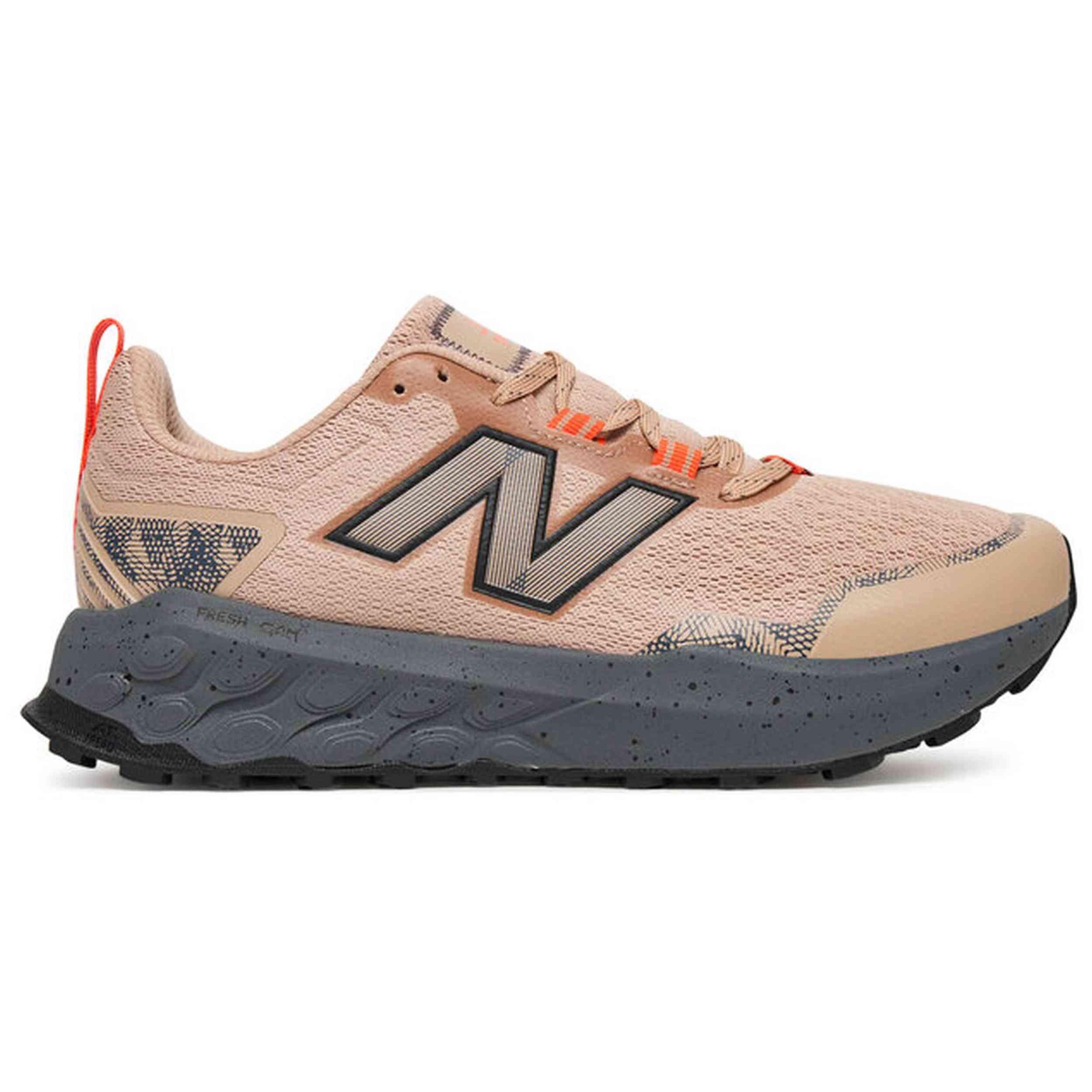 NEW BALANCE picture