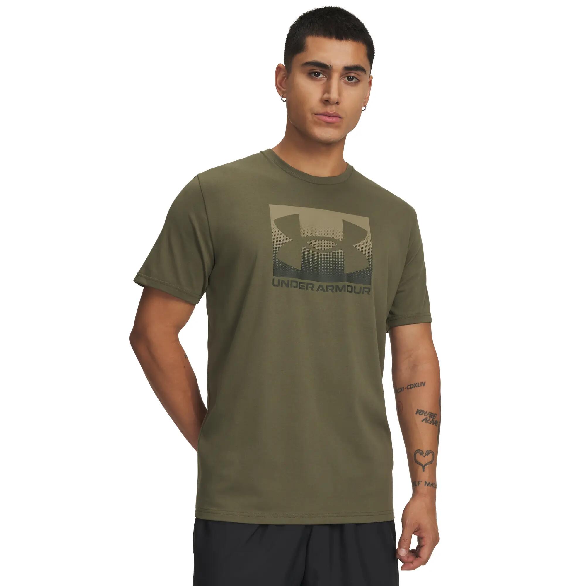 UNDER ARMOUR picture