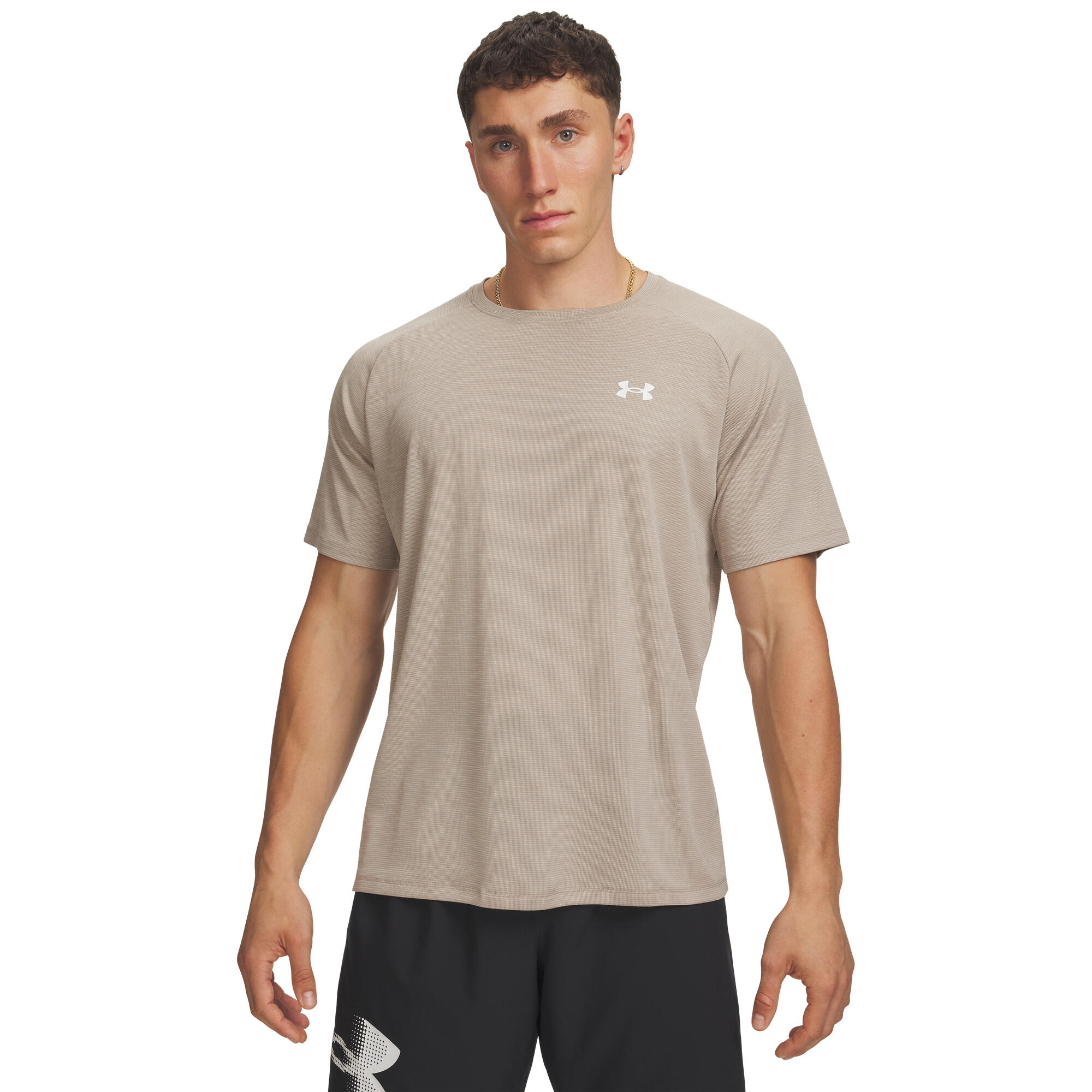 UNDER ARMOUR picture