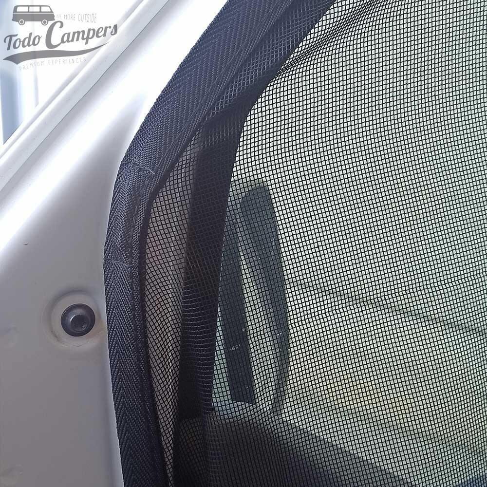 Mosquitera con iman ventanilla de Mercedes Vito, Viano y Clase V 3/4