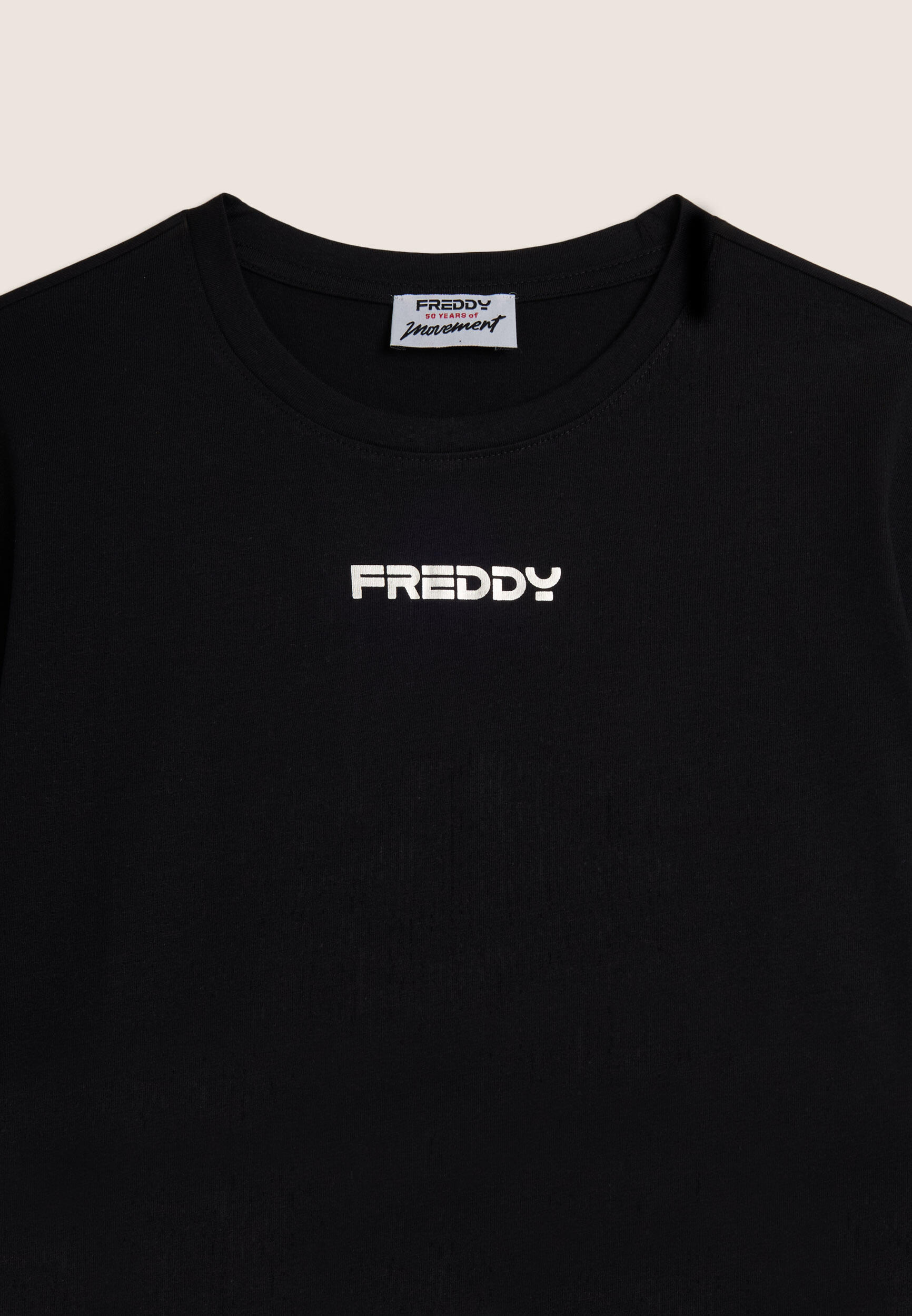 T-shirt avec imprimé MOV perlé et détails contrastés 3/3