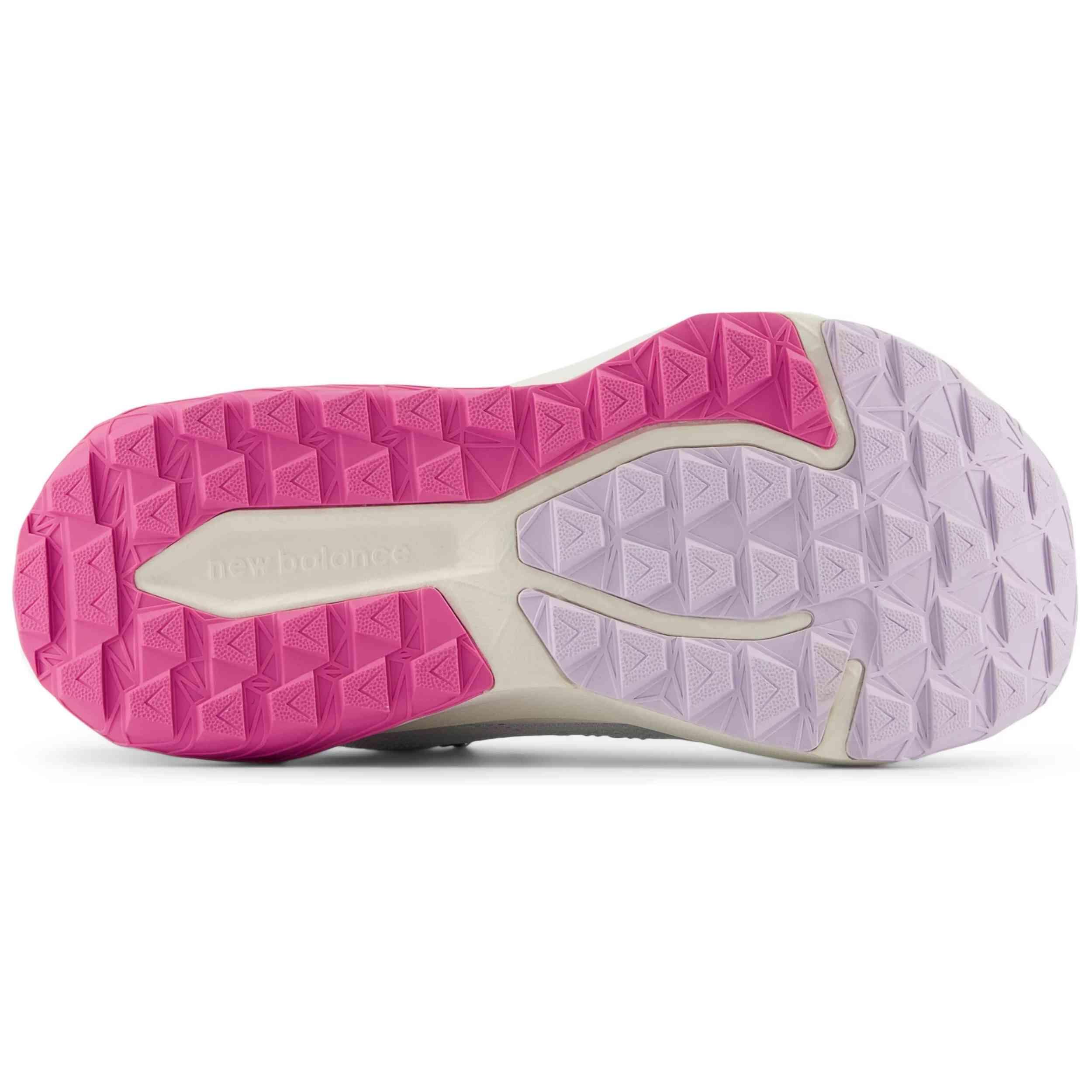 Chaussures de randonnee New balance modèle WTNTRV6 pour femmes 5/5