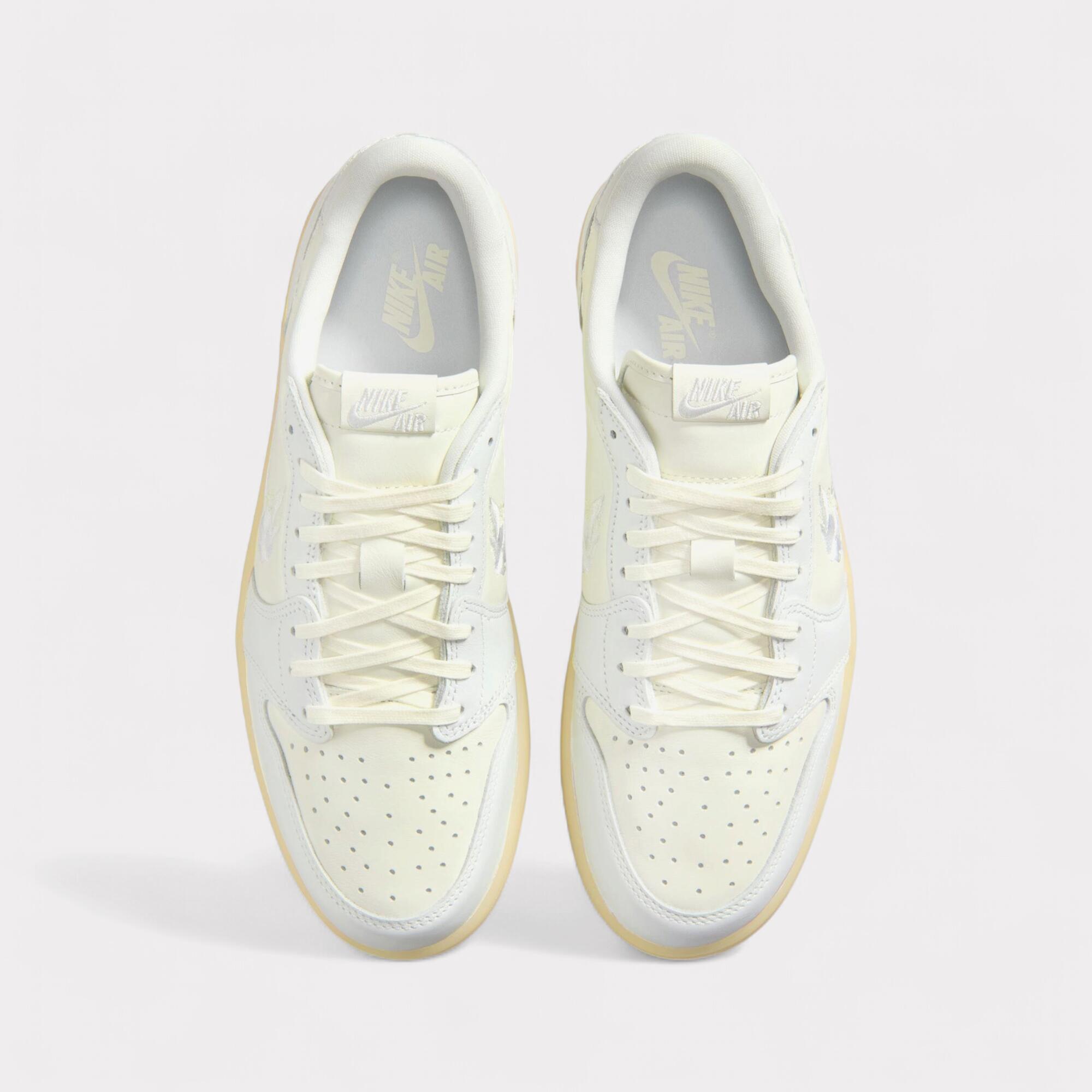 Air Jordan 1 Low OG - Rabbit Floral Swoosh 5/7