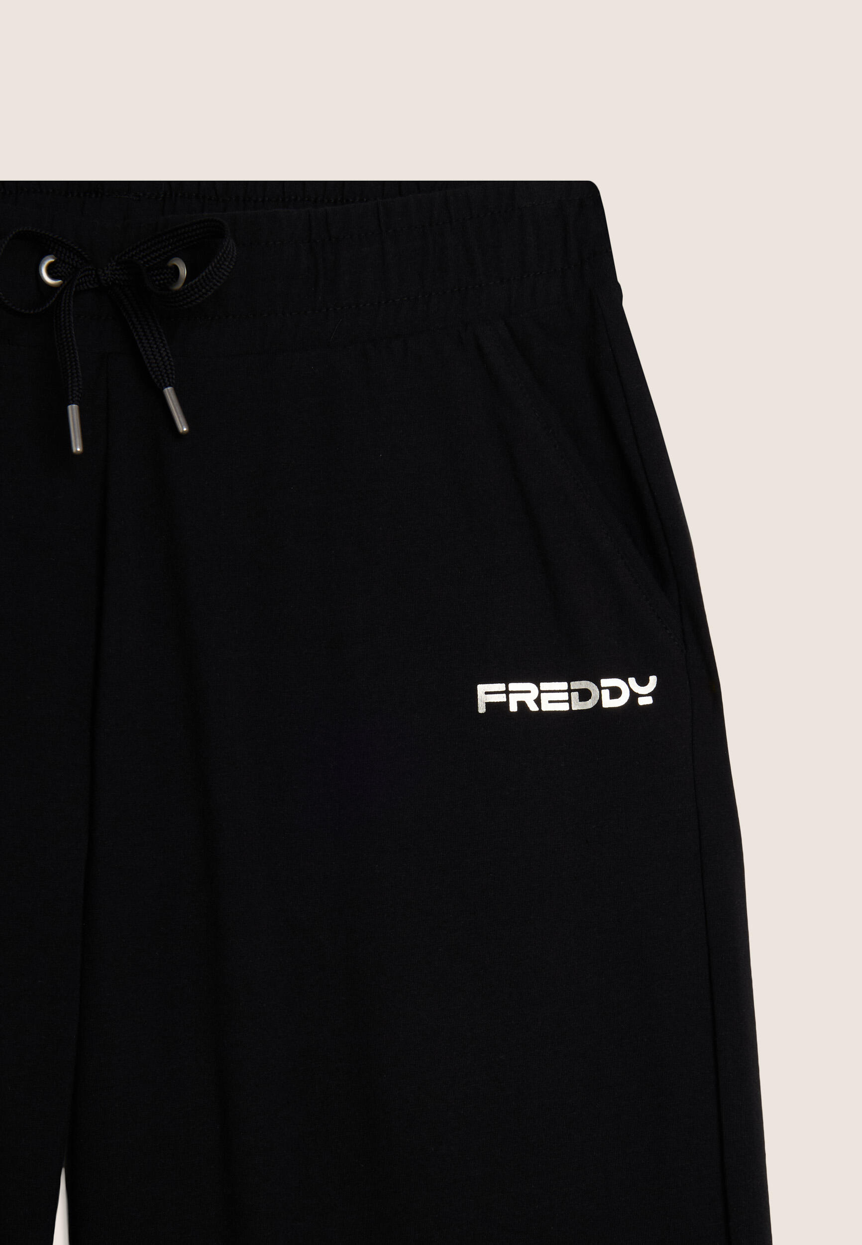 Pantalon court à coupe confortable et jambe droite 3/3