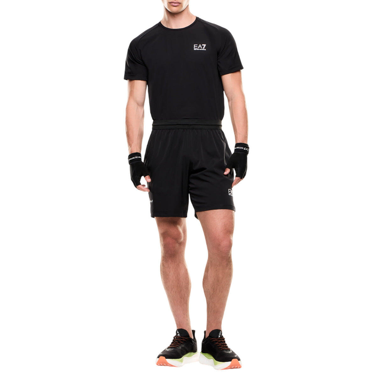 Completo T-Shirt e Short Uomo EA7 Emporio Armani 3/7