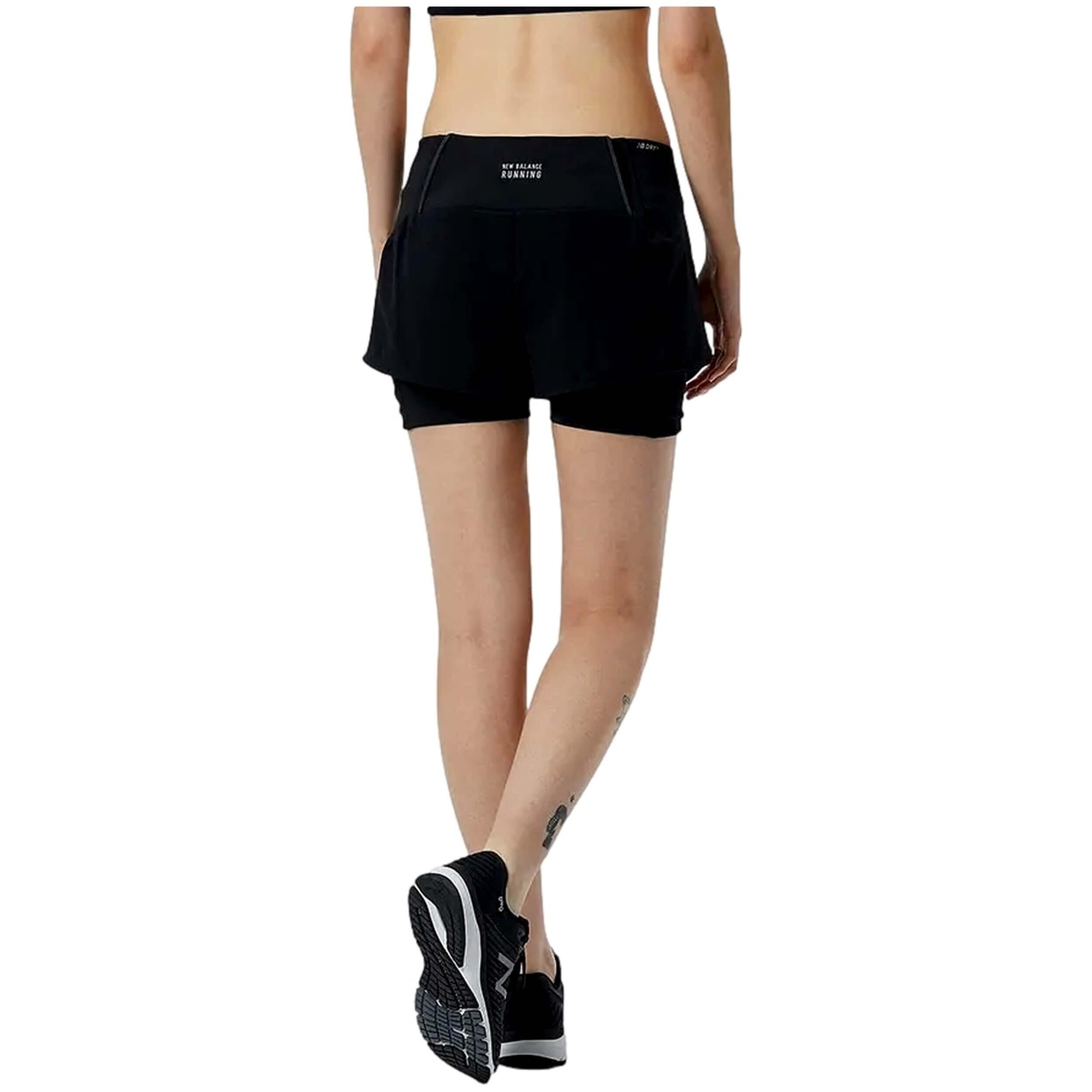 Pantaloncini New balance modello WS21270_BK per donne 3/5