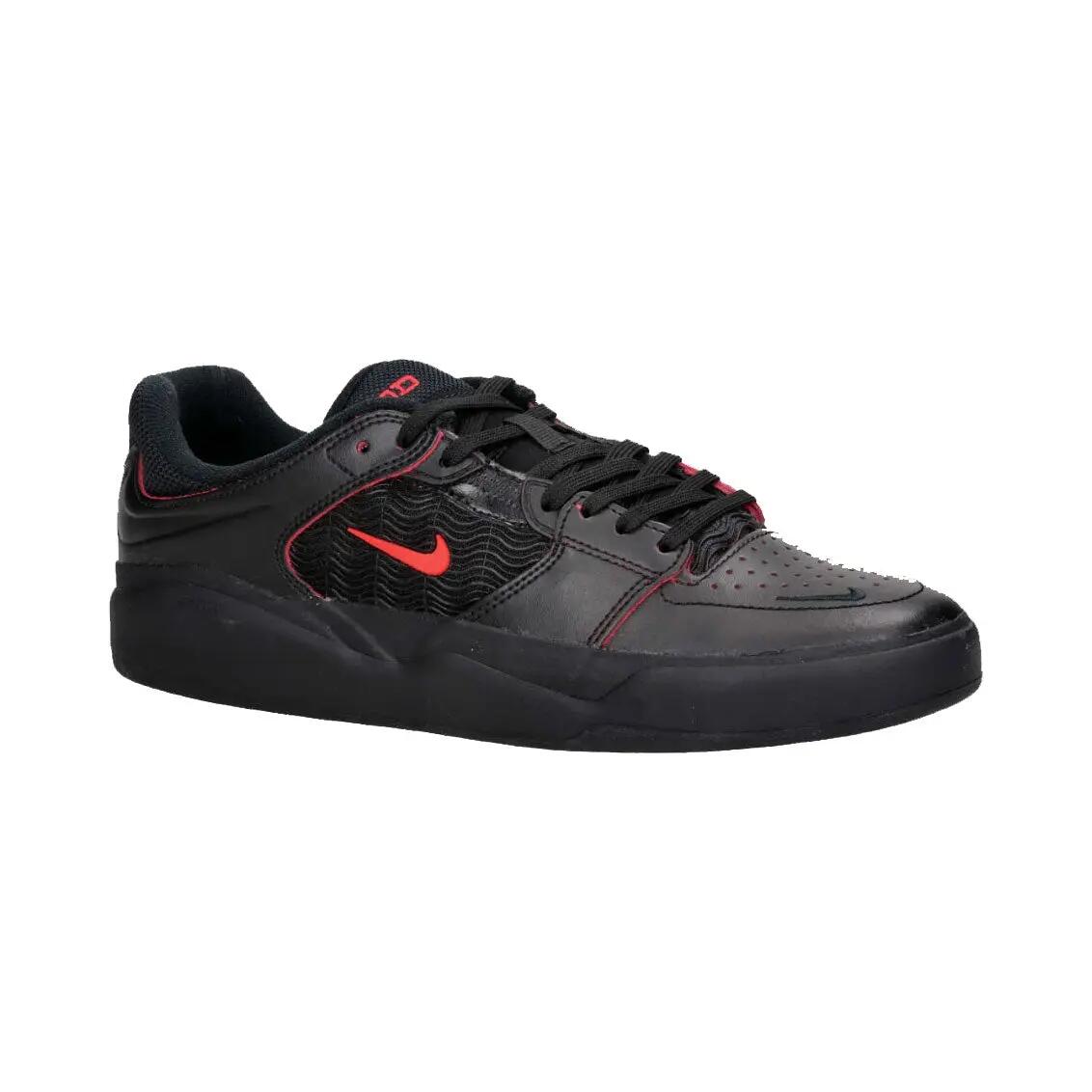 Nike SB Ishod PRM – Black/University Red-Black 3/6
