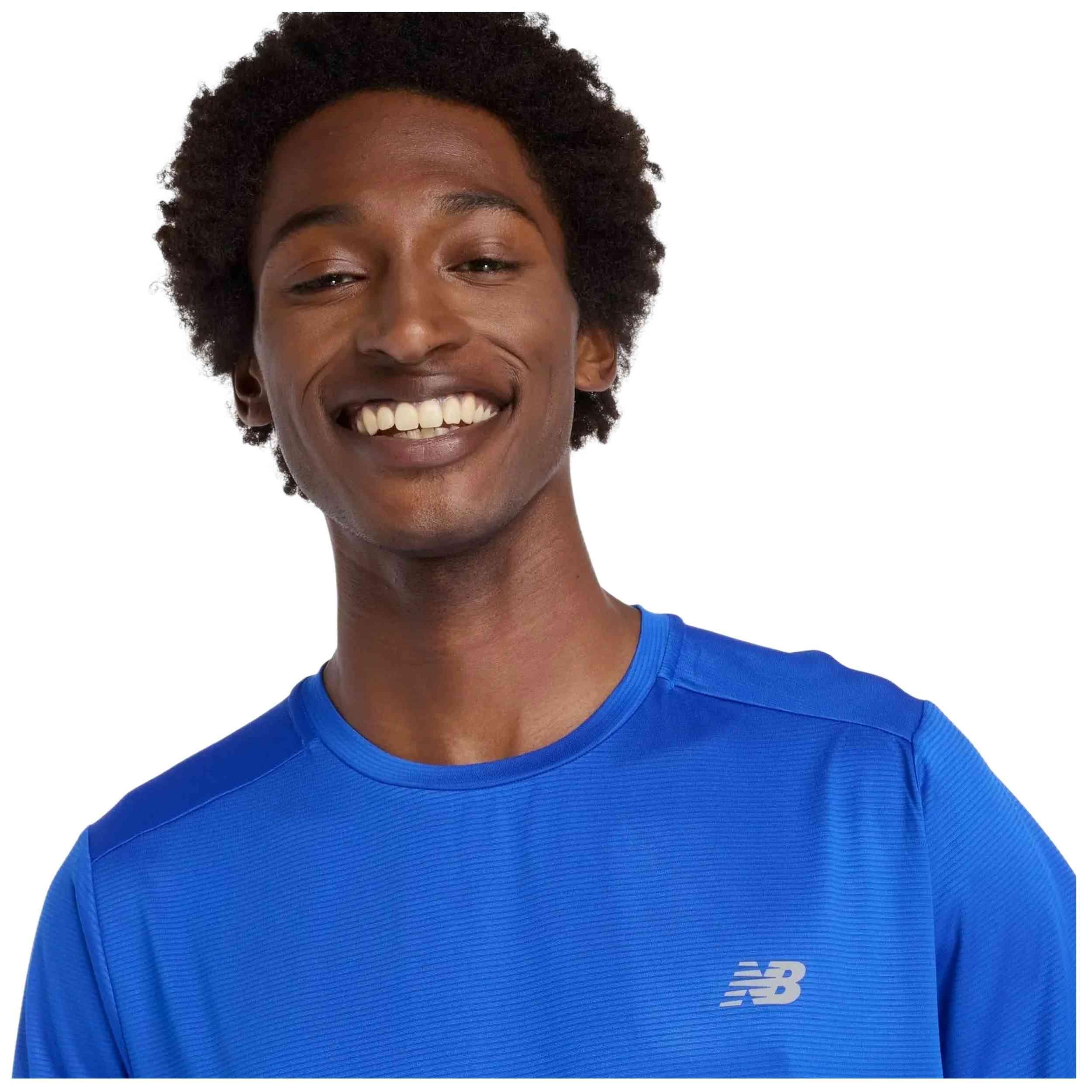 T-shirt New balance modelo MT41222 para homem 4/4