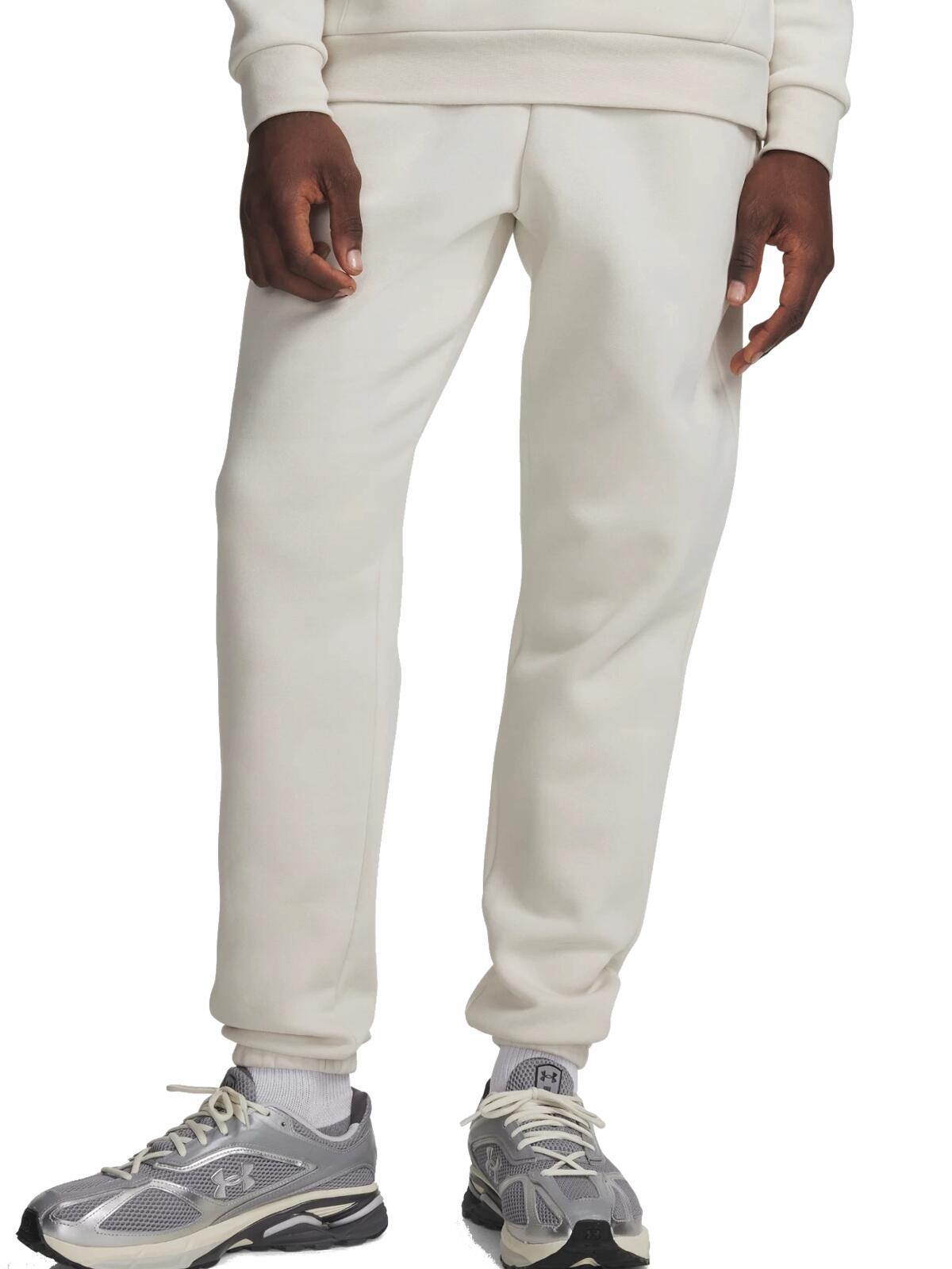 UNDER ARMOUR picture