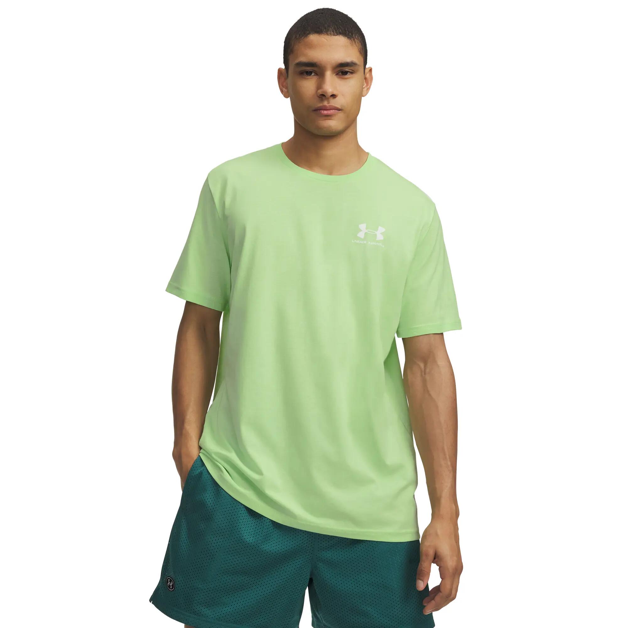 UNDER ARMOUR picture