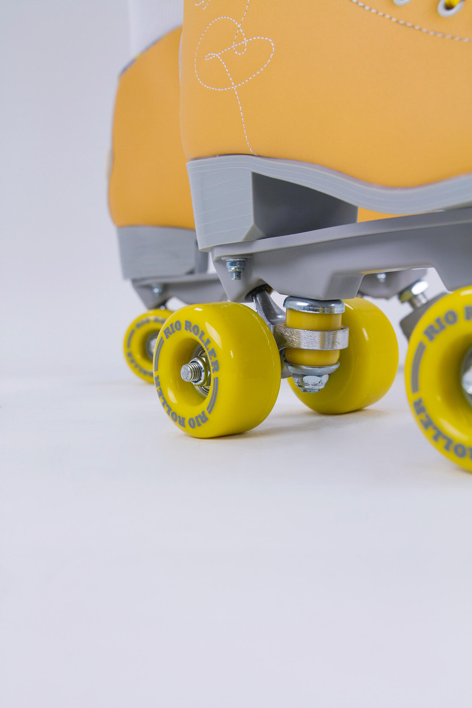 Signature Quad Roller Skates 5/5