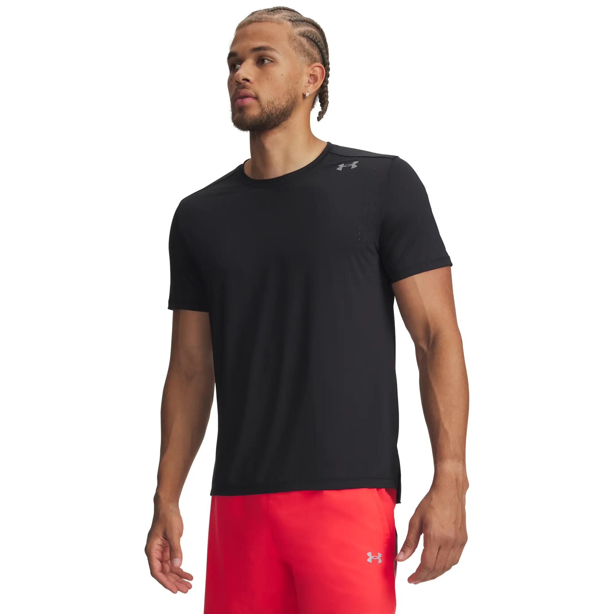 UNDER ARMOUR picture