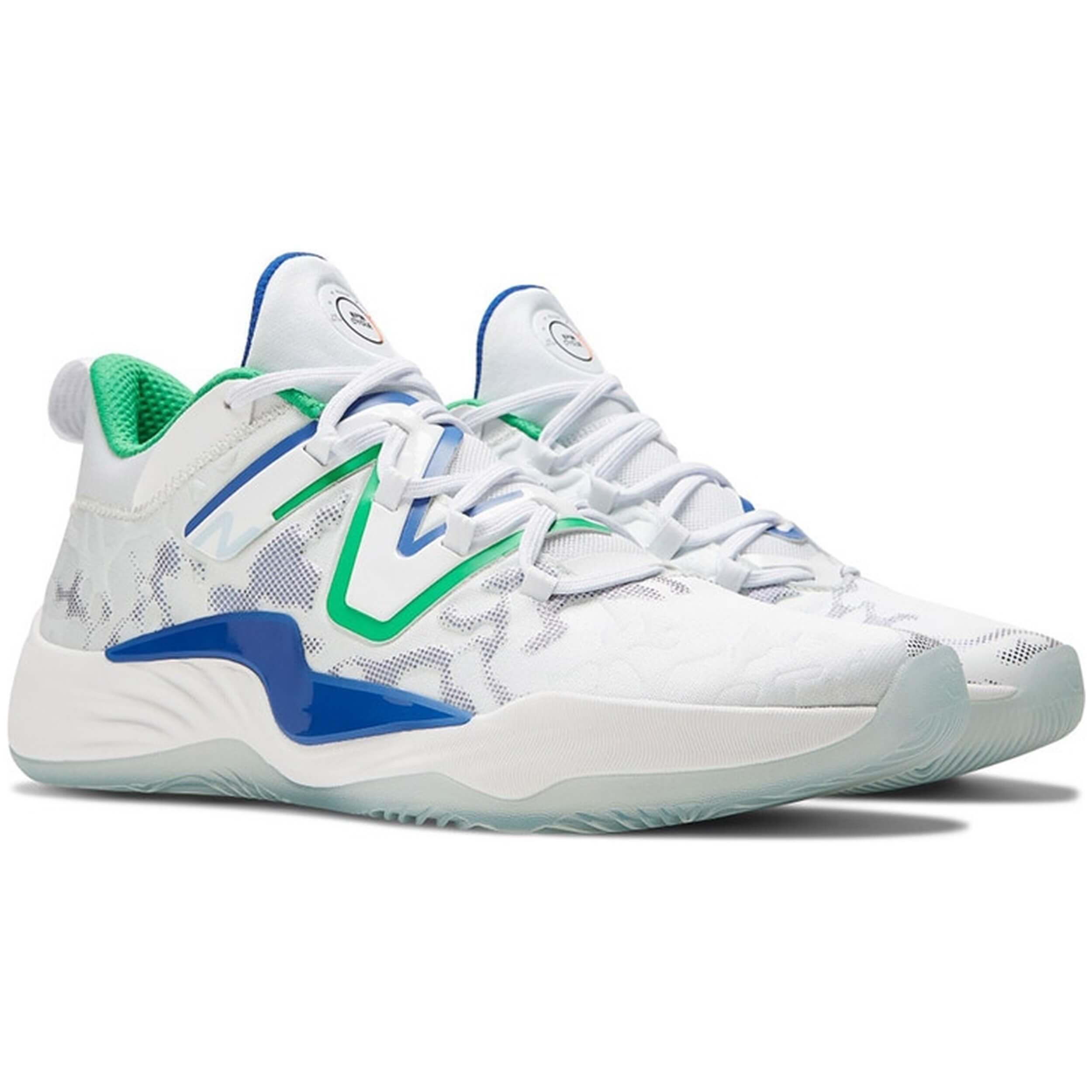 Scarpe da basket New balance modello BB2WYCS3 per uomini 4/5