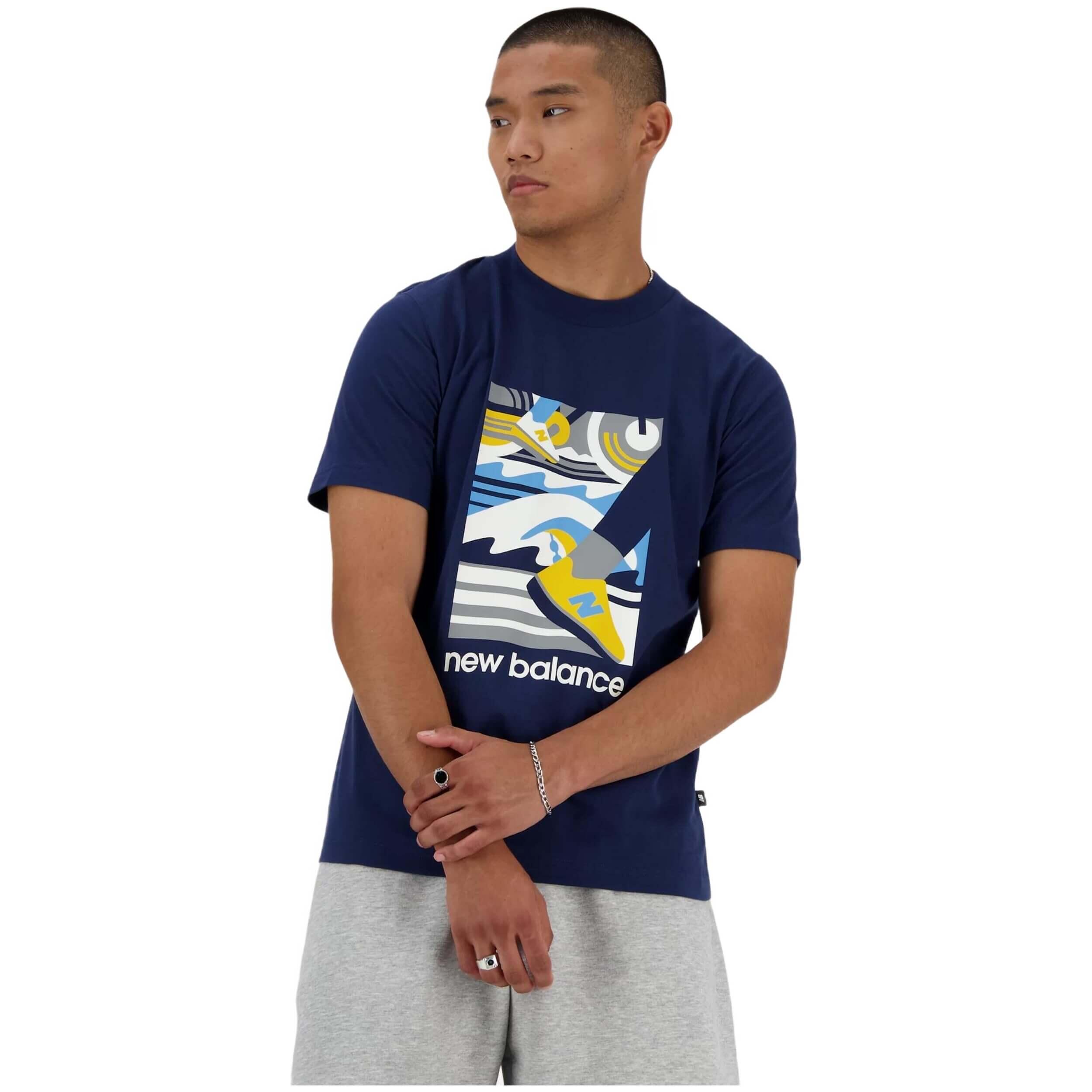 NEW BALANCE picture