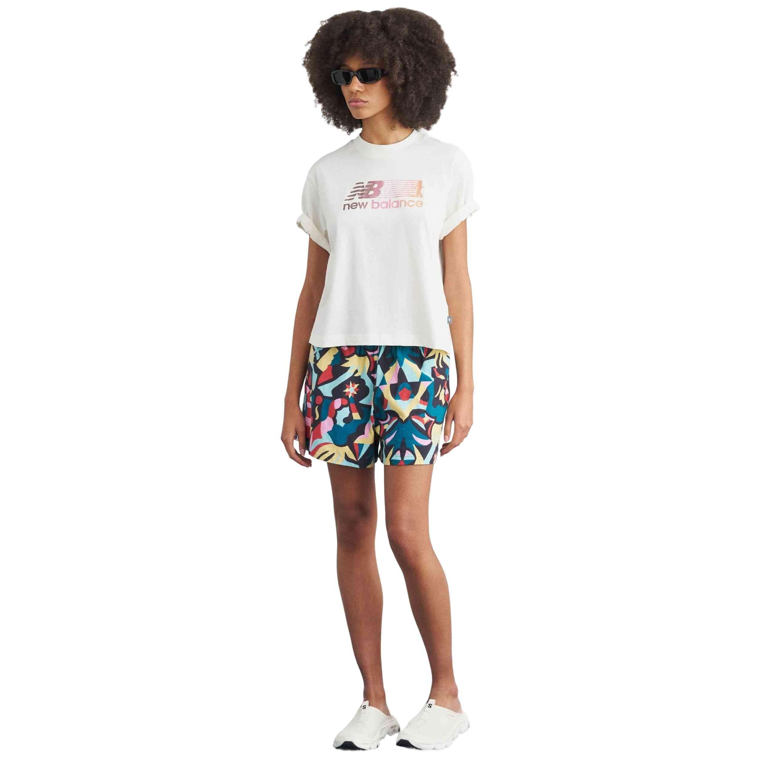 T-shirt New balance modèle WT53914 pour femmes 3/5