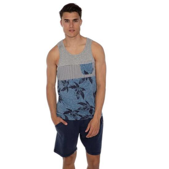 Jogging-Shorts Protest Carver