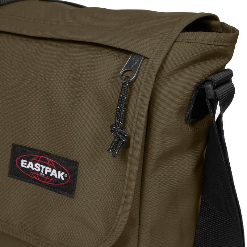 Dámská brašna na notebook Eastpak Delegate +