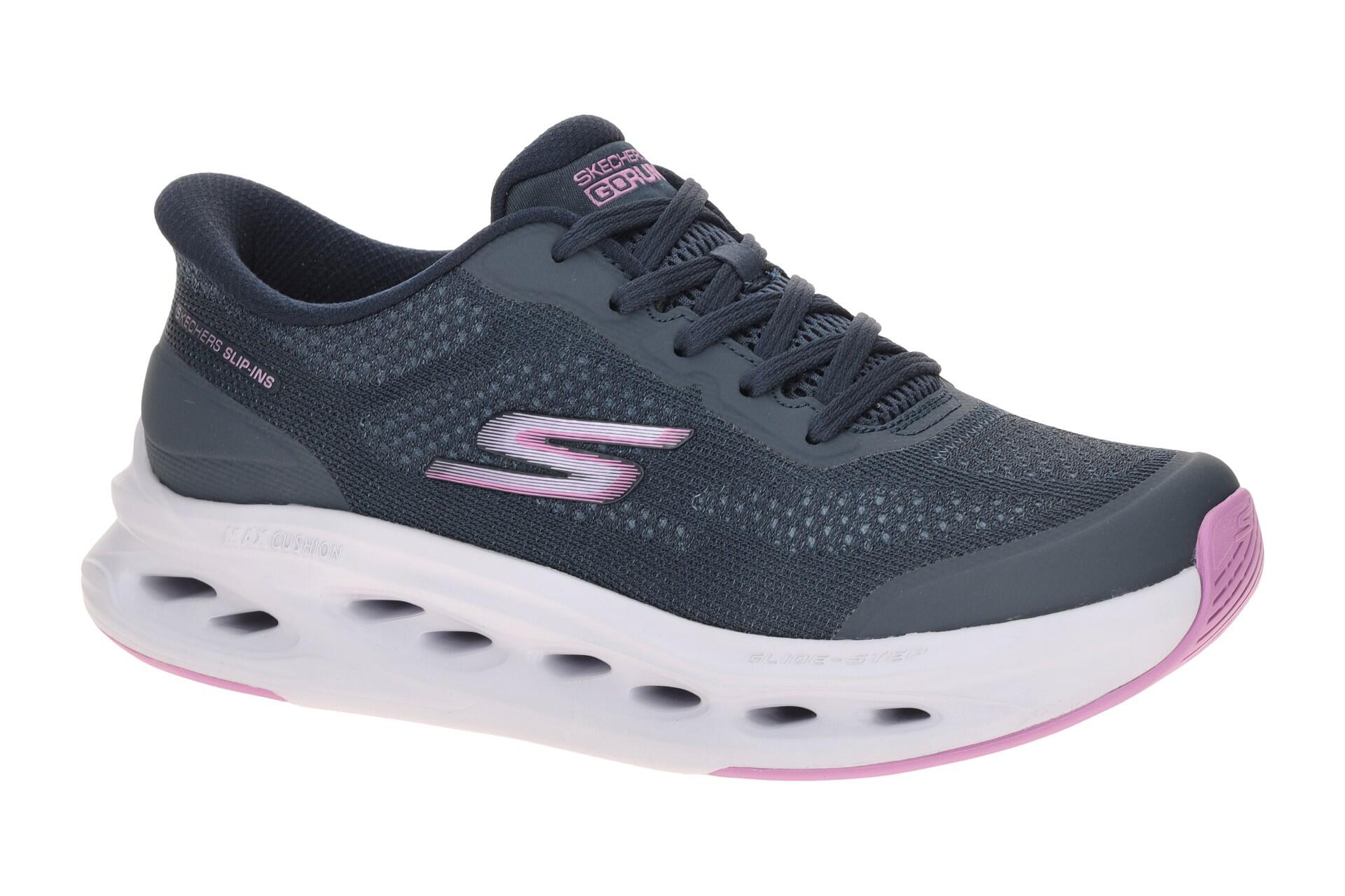 SKECHERS picture