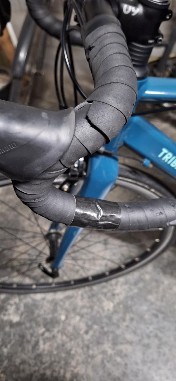 Entre Particuliers - Velo Triban - size XS - Shimano SORA 7/7