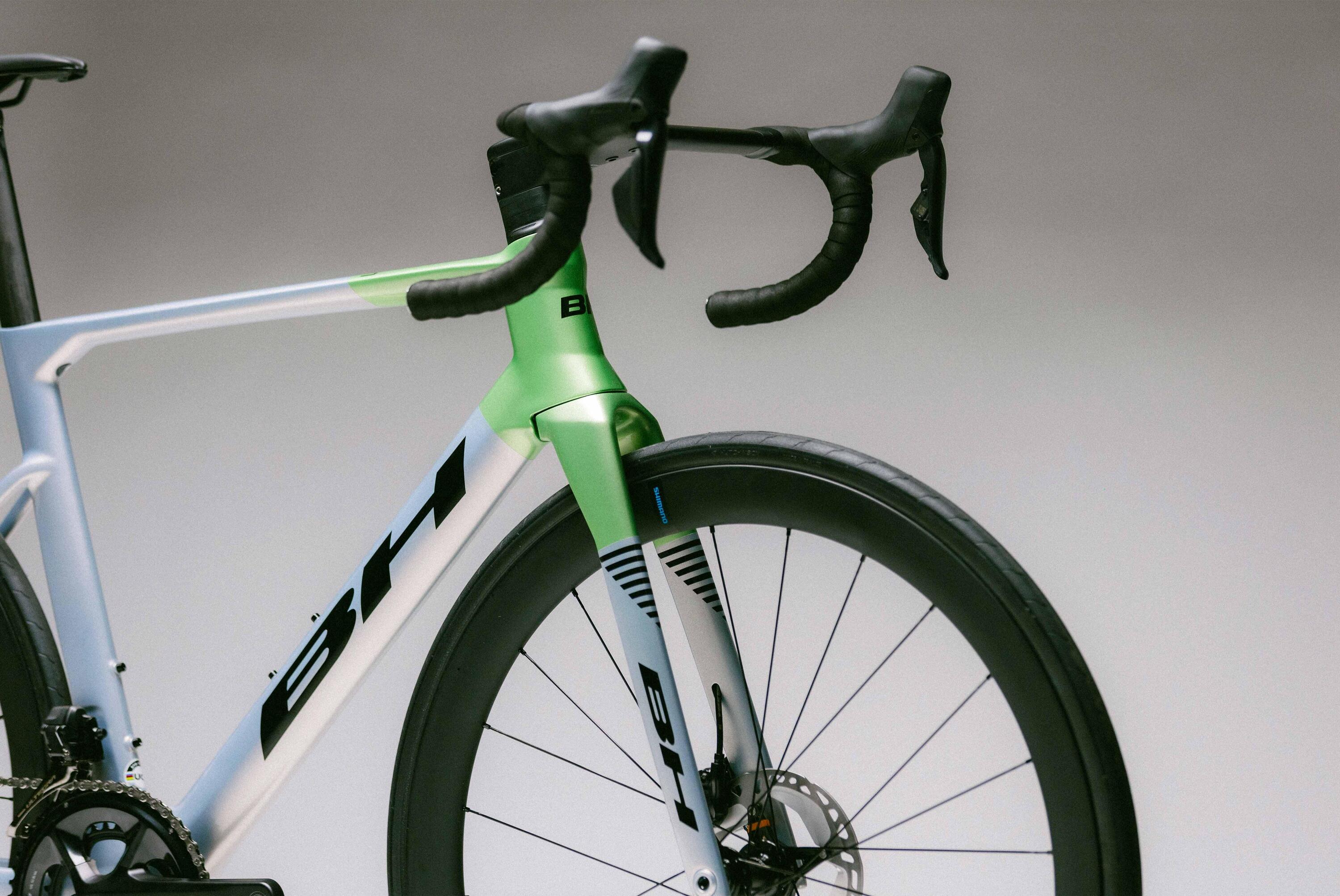 Bicicleta Carretera Bh Rs1 5.5 (2026)gris-verde 3/4