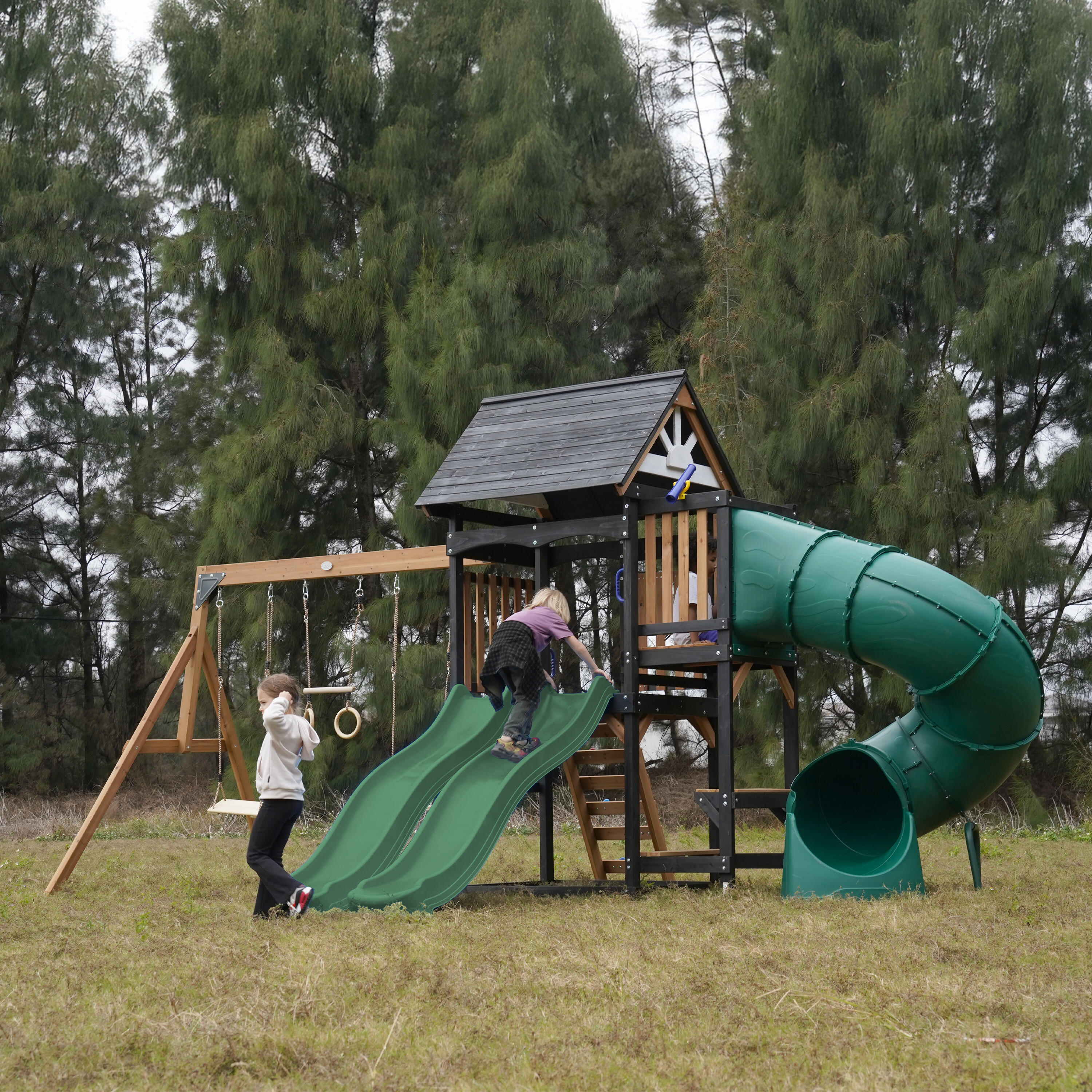 Spielturm - AXI Cody - 2 Schaukeln, Toboggan Röhrenrutsche - Grün 3/7