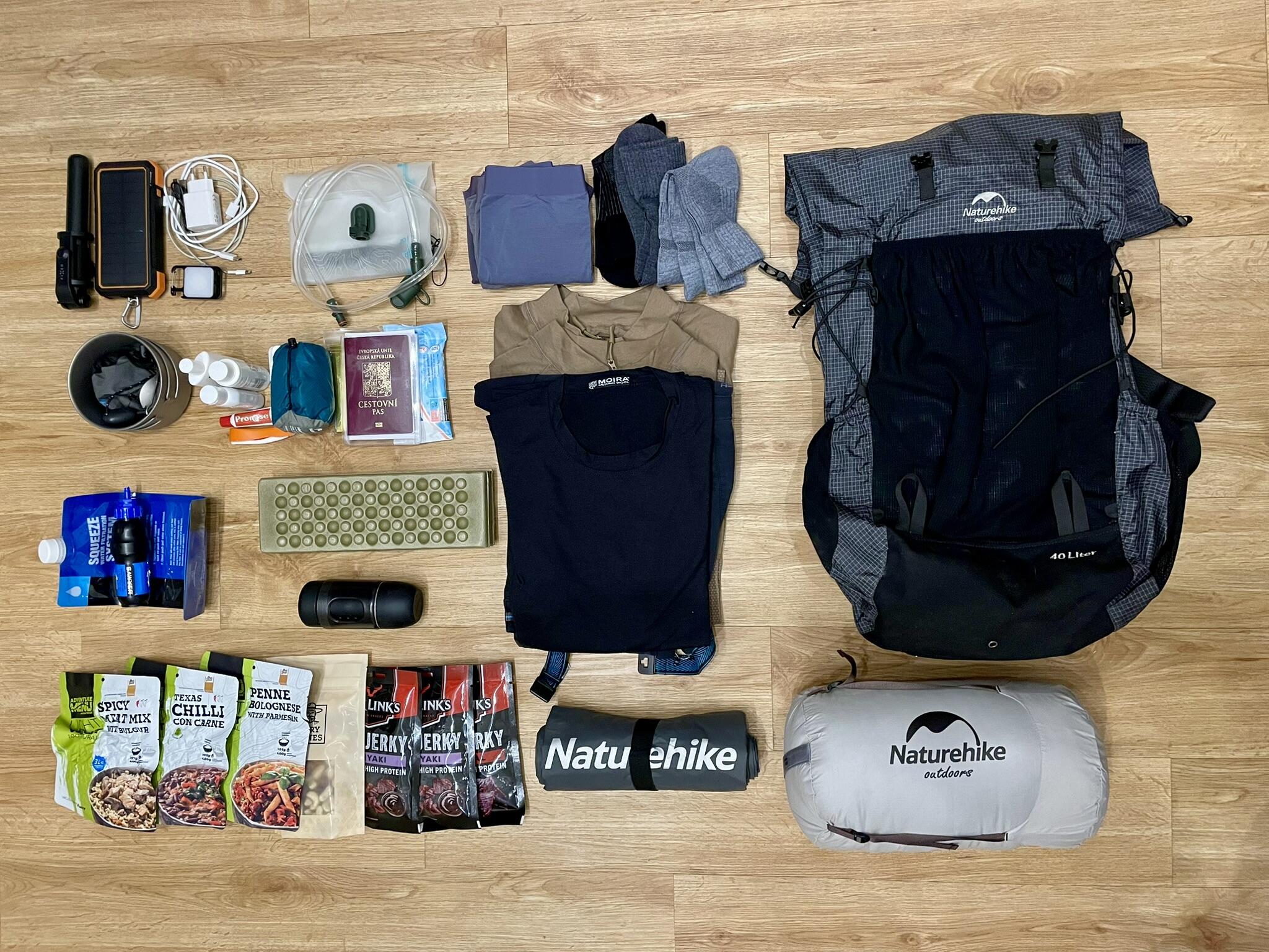 Naturehike Rock 40L+5L hiking backpack 5/7