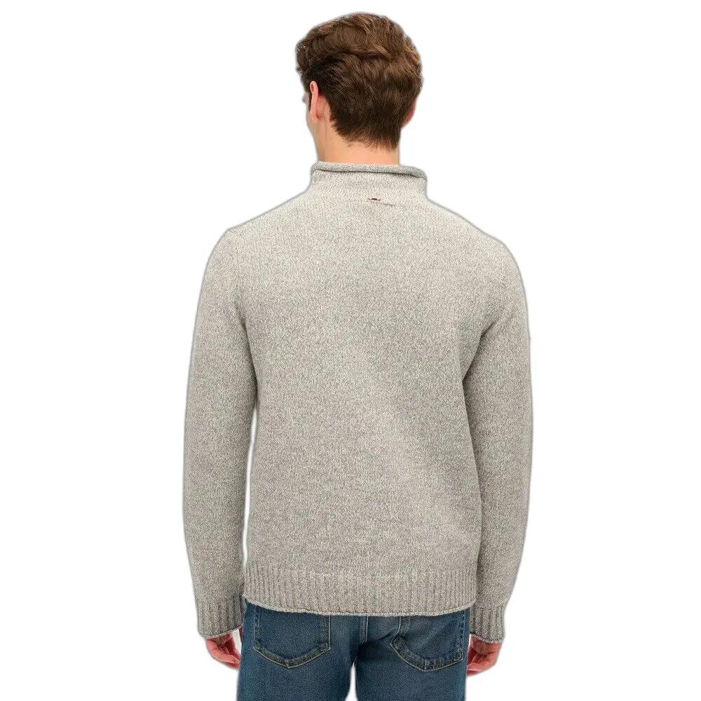 Pull col roulé esprit années 90 Superdry 4/7
