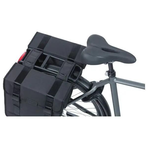 Sacoche porte-bagage vélo étanche en polyester avec réfléchissant tour Basil (x2 7/7