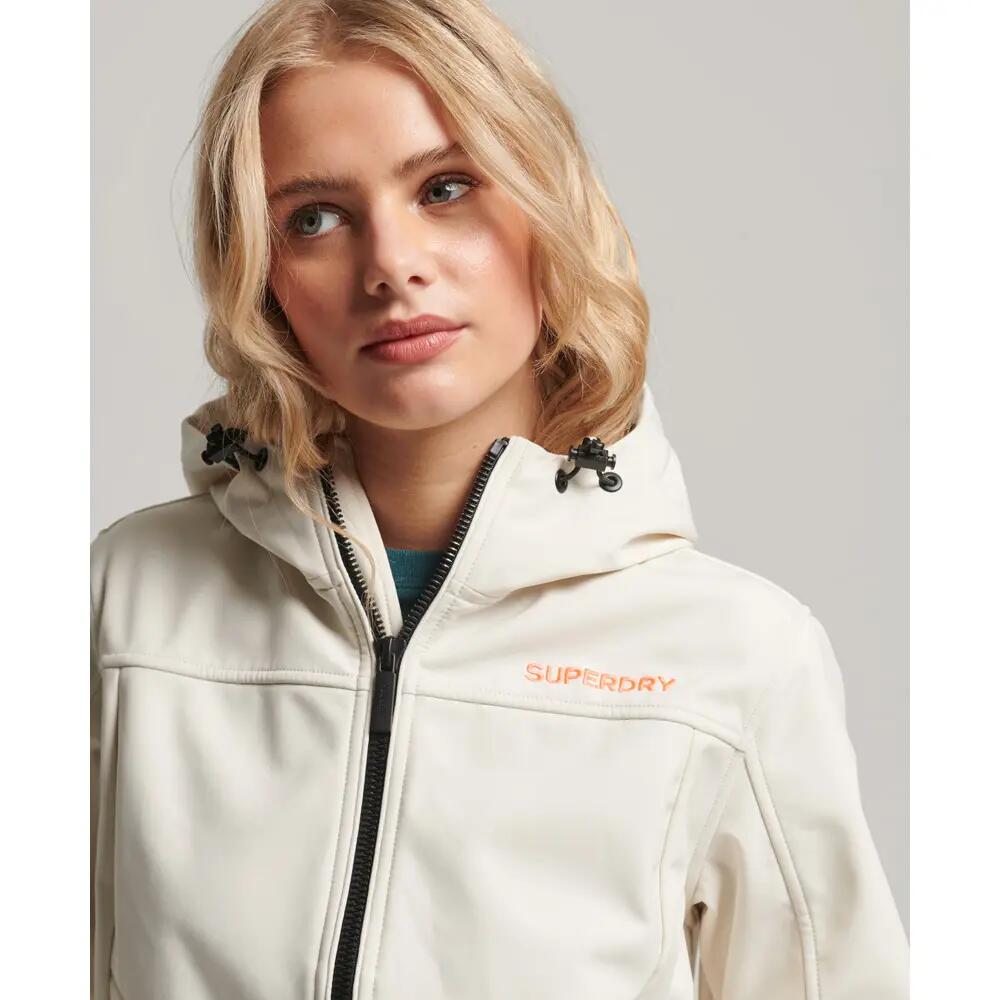 Veste imperméable à capuche softshell femme Superdry Code Trekker 4/6