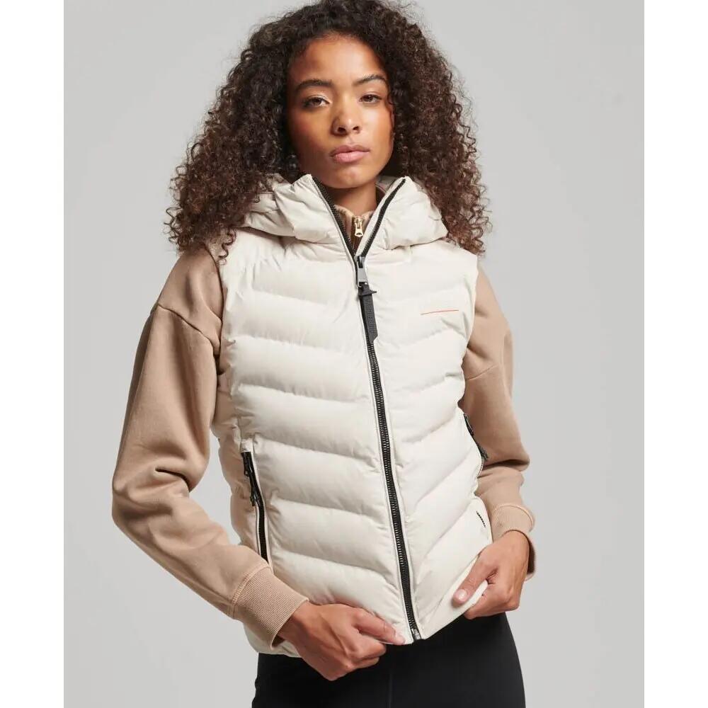 Mouwloos damesjack met capuchon van microvezel Superdry 3/7