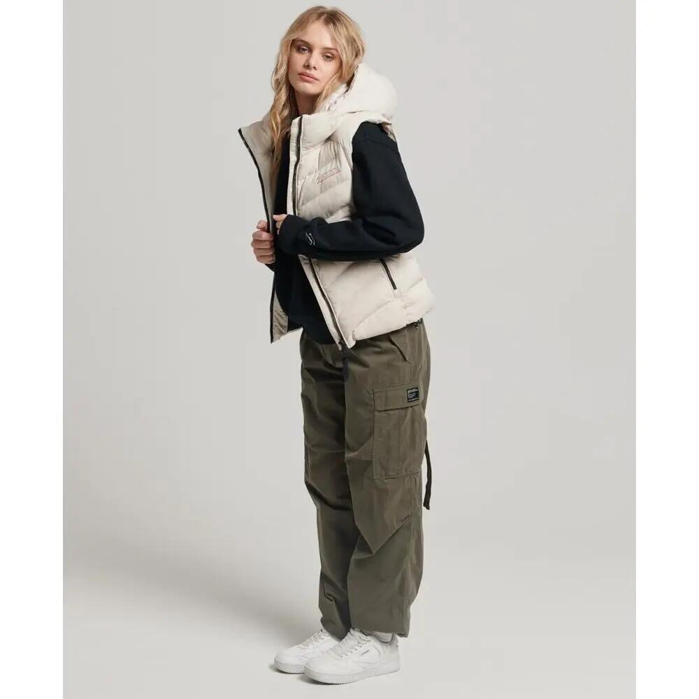 Mouwloos damesjack met capuchon van microvezel Superdry 5/7