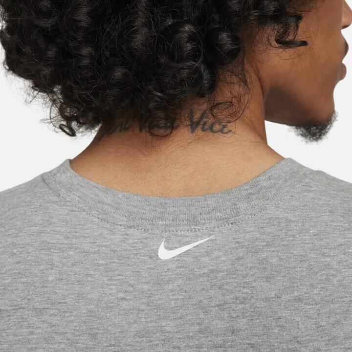 T-Shirt Nike Wm 5/5