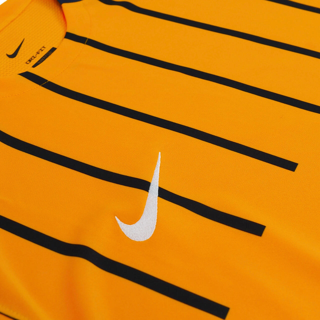 T-shirt Nike Dri-FIT pour homme 4/4
