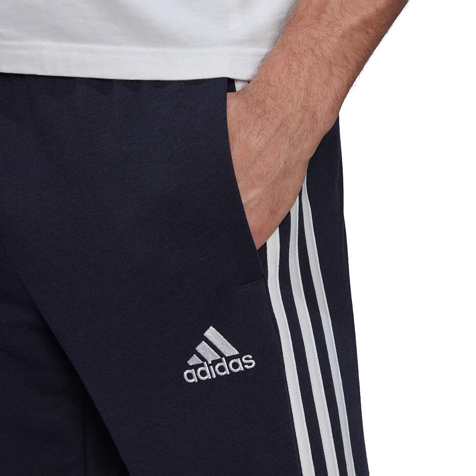 Calças de homem adidas Essentials Tapered Elastic Cuff 3 Stripes Pant 5/7