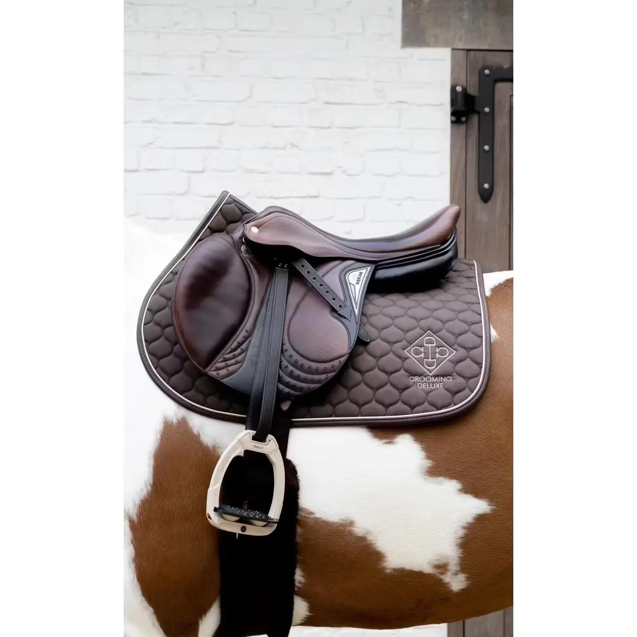 Dressur Schabracke Grooming Deluxe Show Jumping 2/3