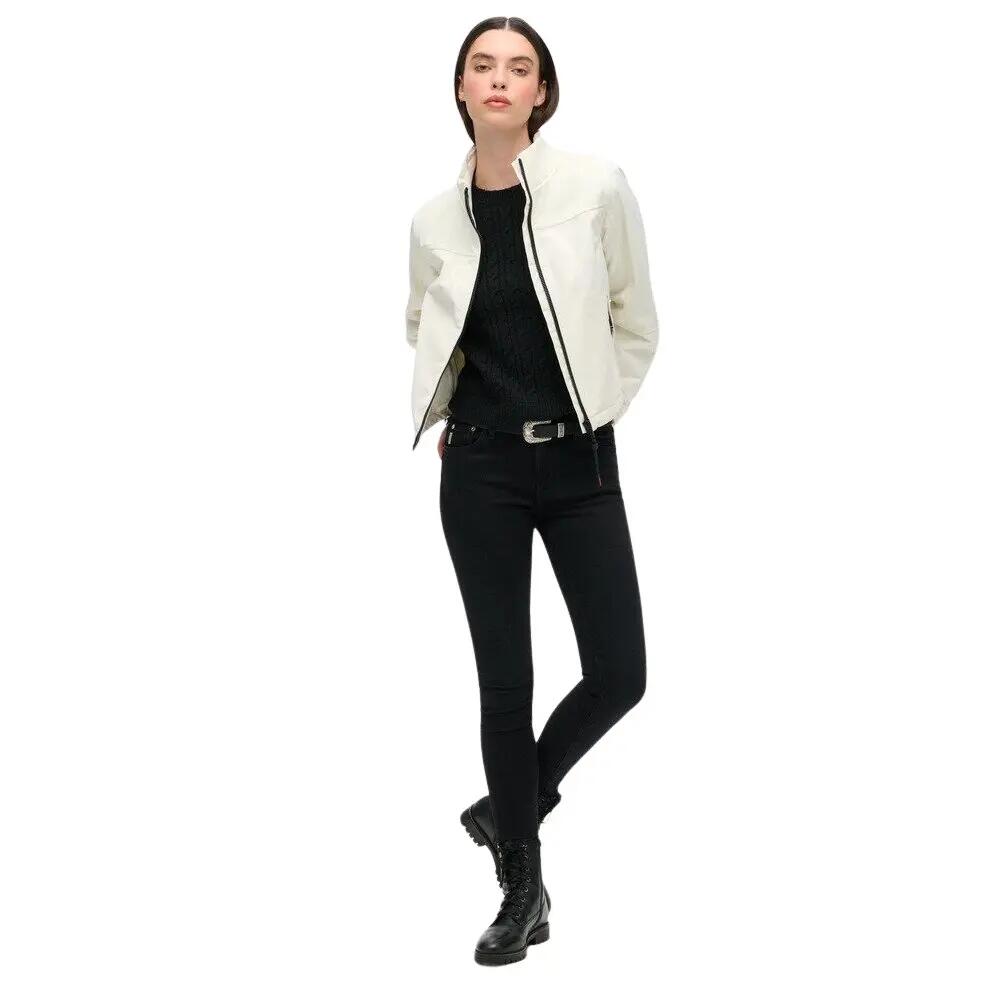 Damska wodoodporna kurtka z kapturem Superdry Classic Trekker 3/6