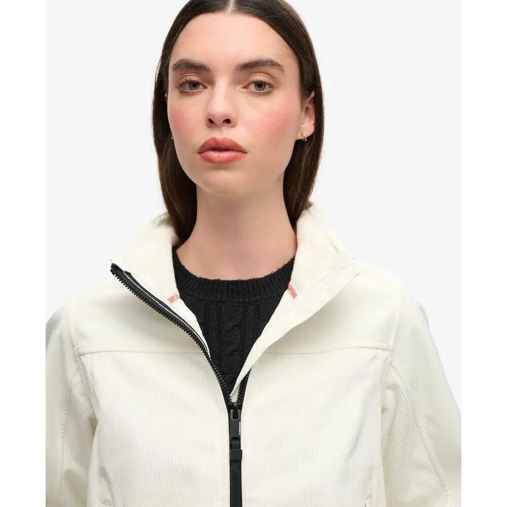 Damska wodoodporna kurtka z kapturem Superdry Classic Trekker 5/6