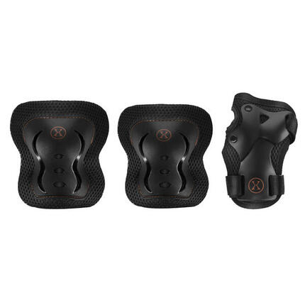 Un jeu de protections pour skateboards et trottinettes H320 NILS EXTREME
