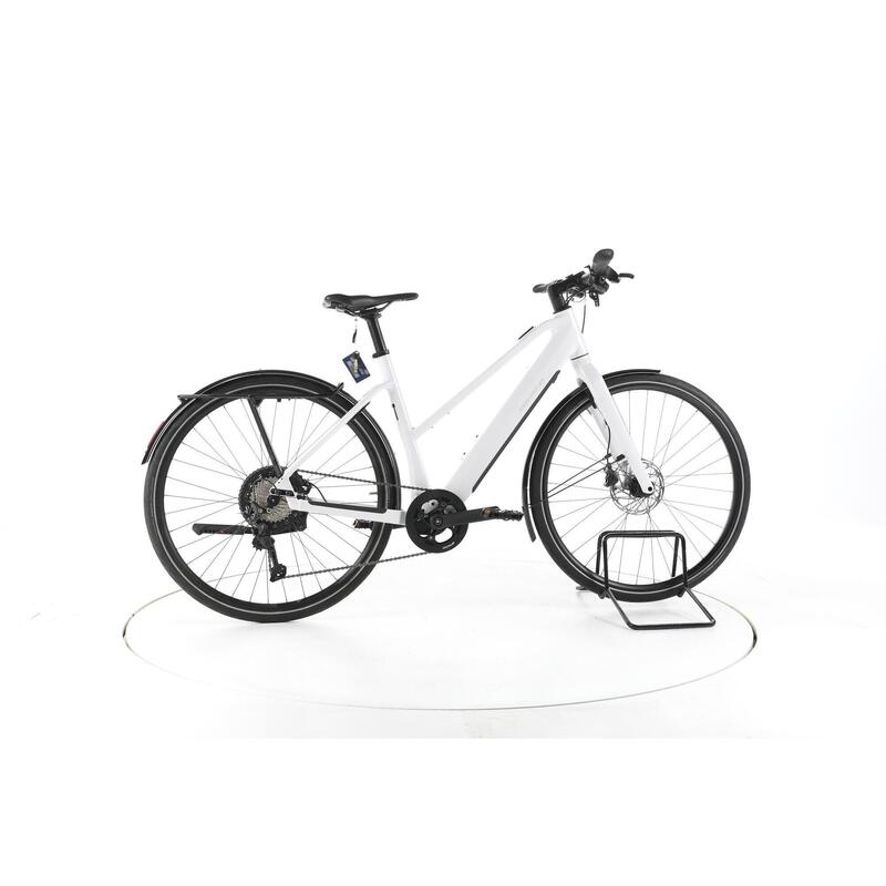 e0c3f958-d584-461d-a061-1f1cf9afbb33_c4