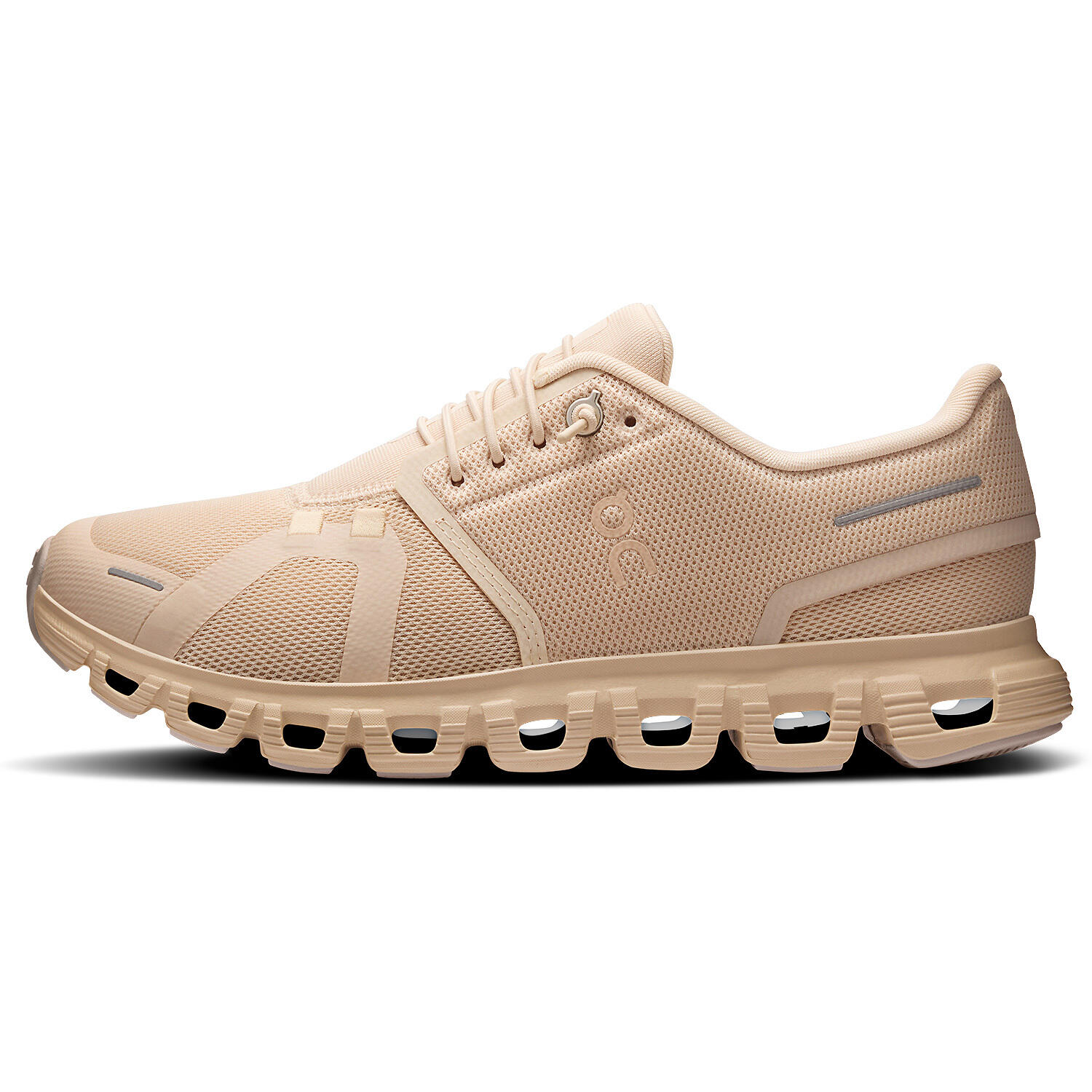 Zapatillas On Running Rosas Cloud 6 Women Sand Sand Cómodas y Ligeras 3/7